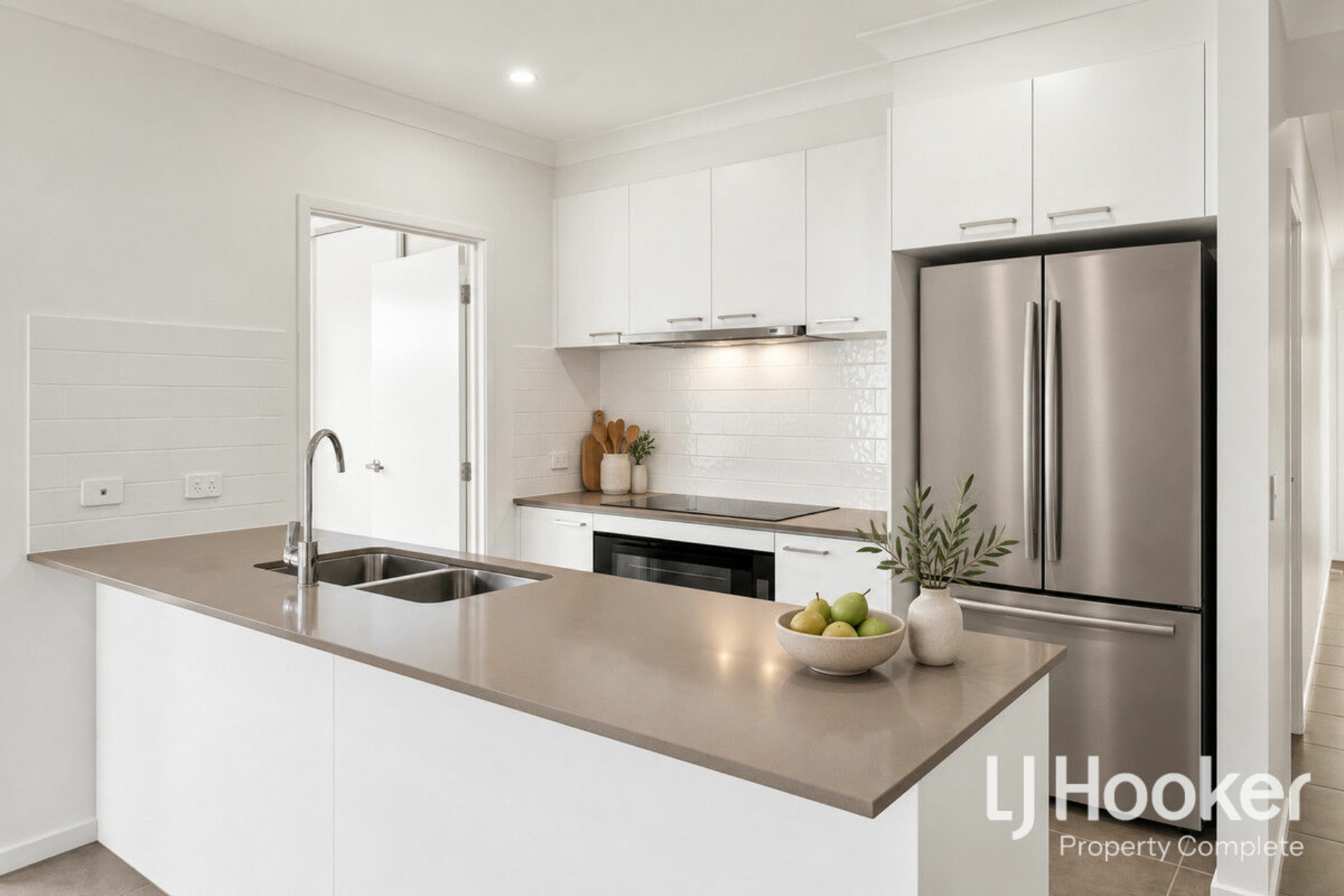 69 Hyde Drive — photo 4 of 11