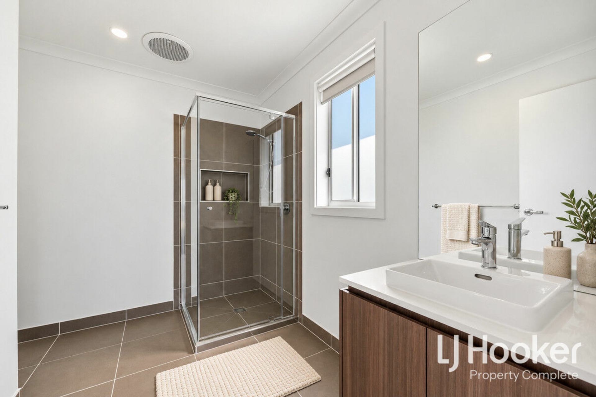 9 Hamersley Road — photo 5 of 14