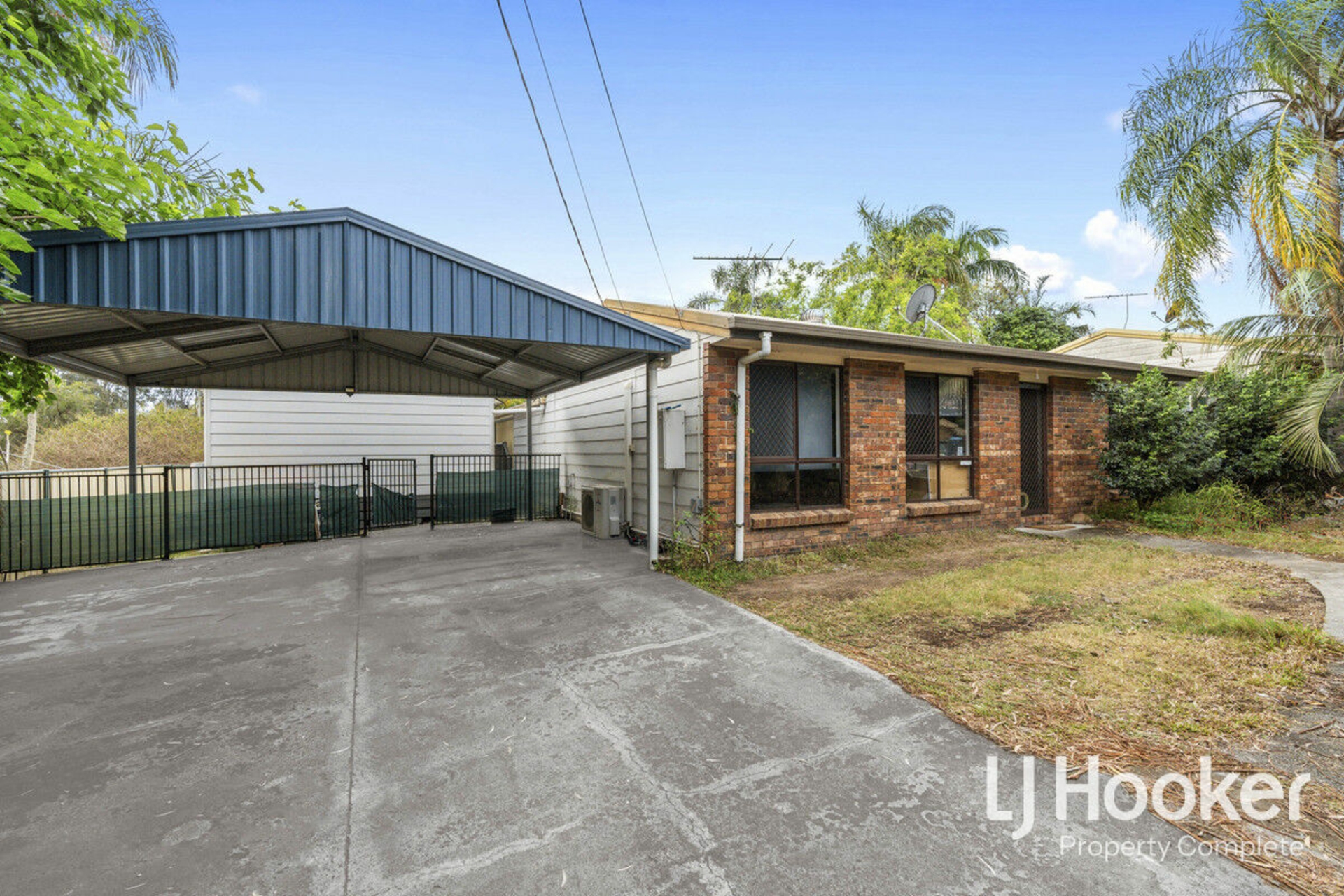 22 Glastonbury Drive — photo 3 of 24