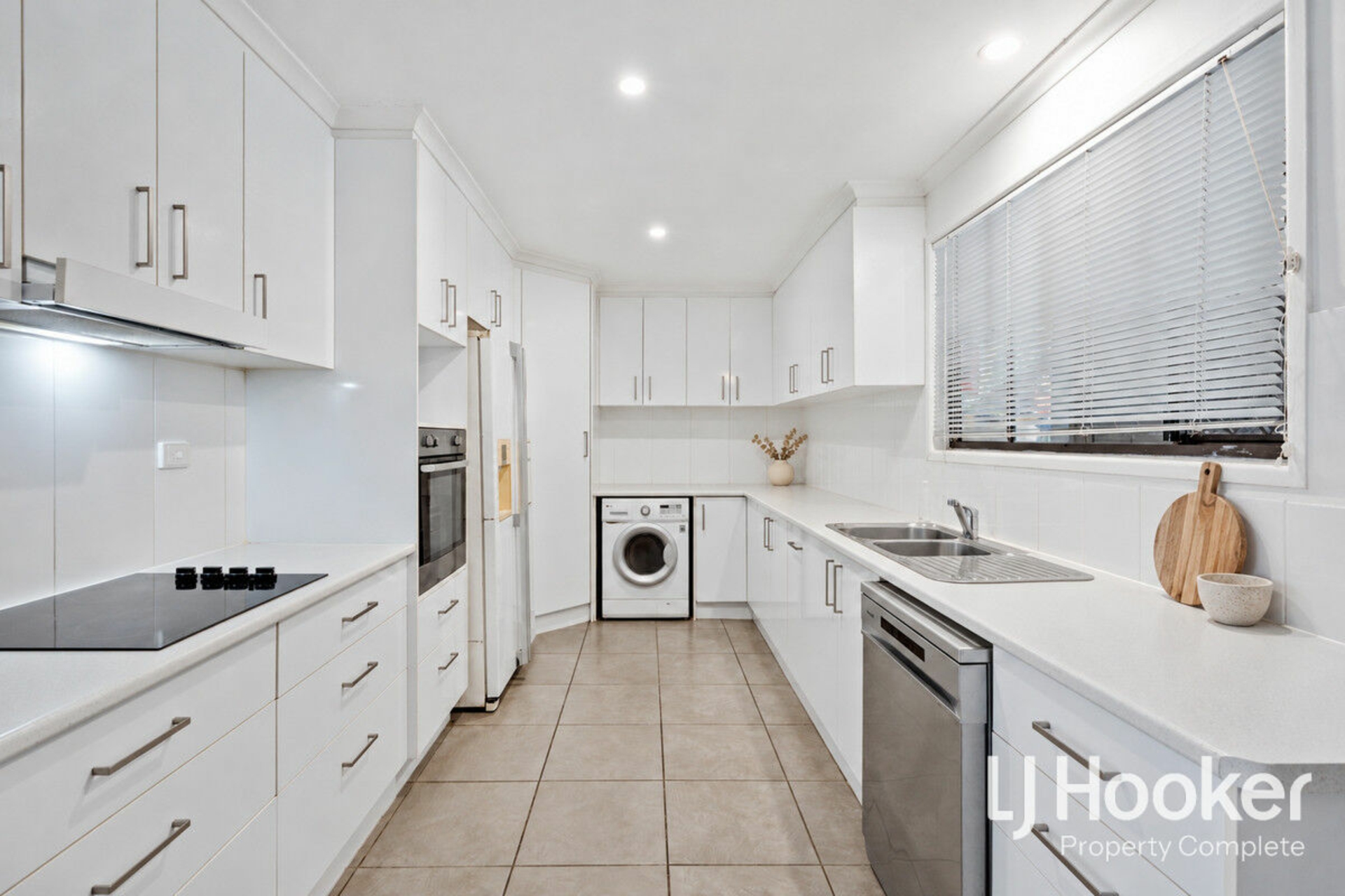 22 Glastonbury Drive — photo 17 of 24