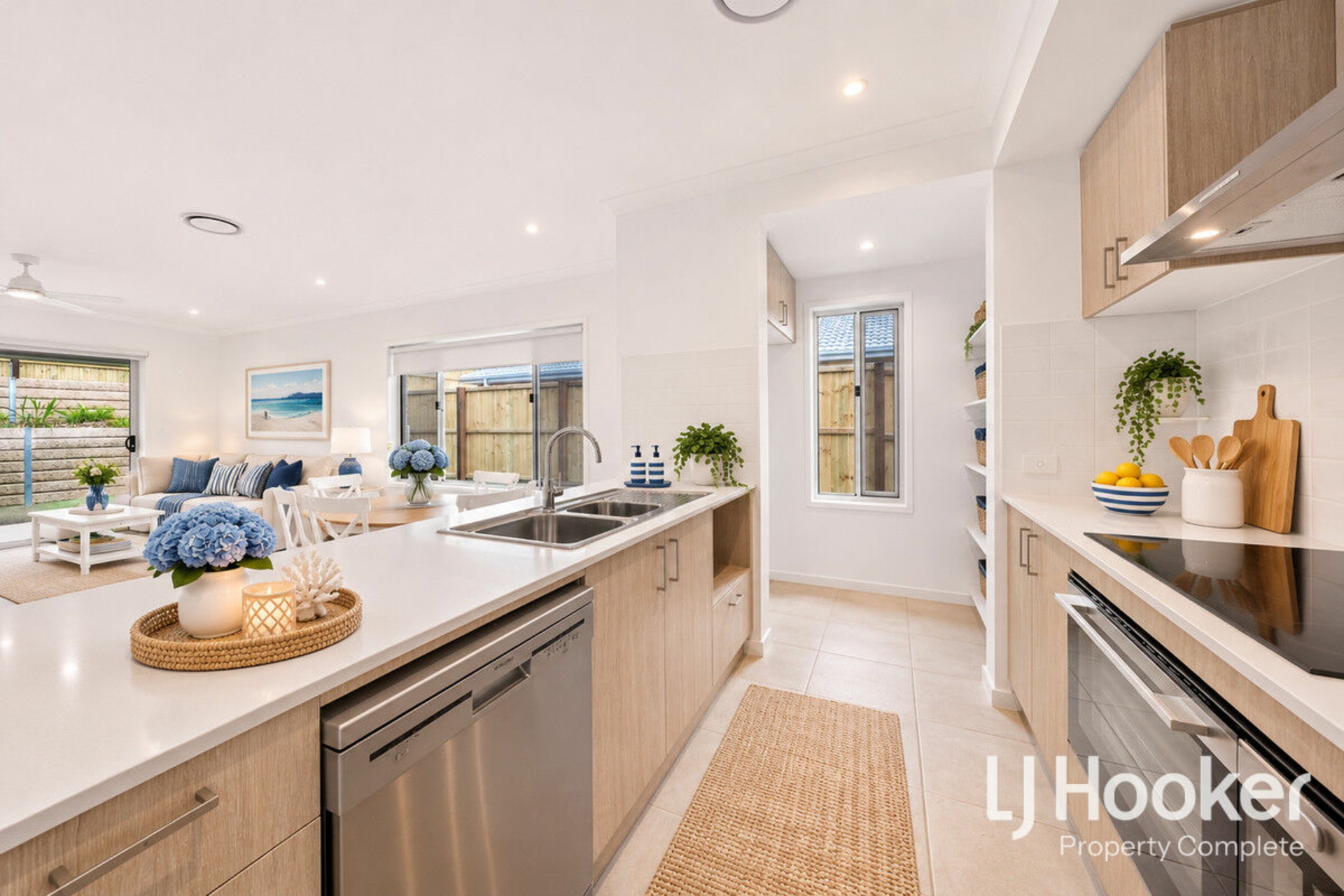 18 Hills Crescent — photo 5 of 16