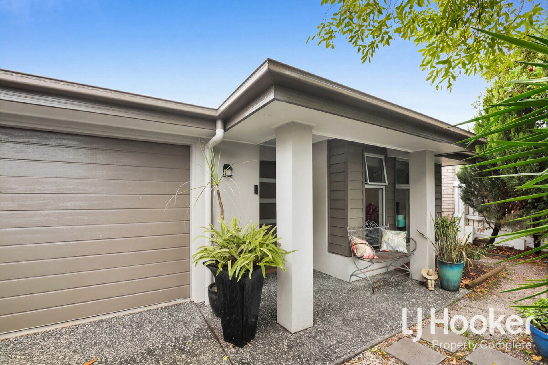 8 Buxton Avenue — photo 15 of 16