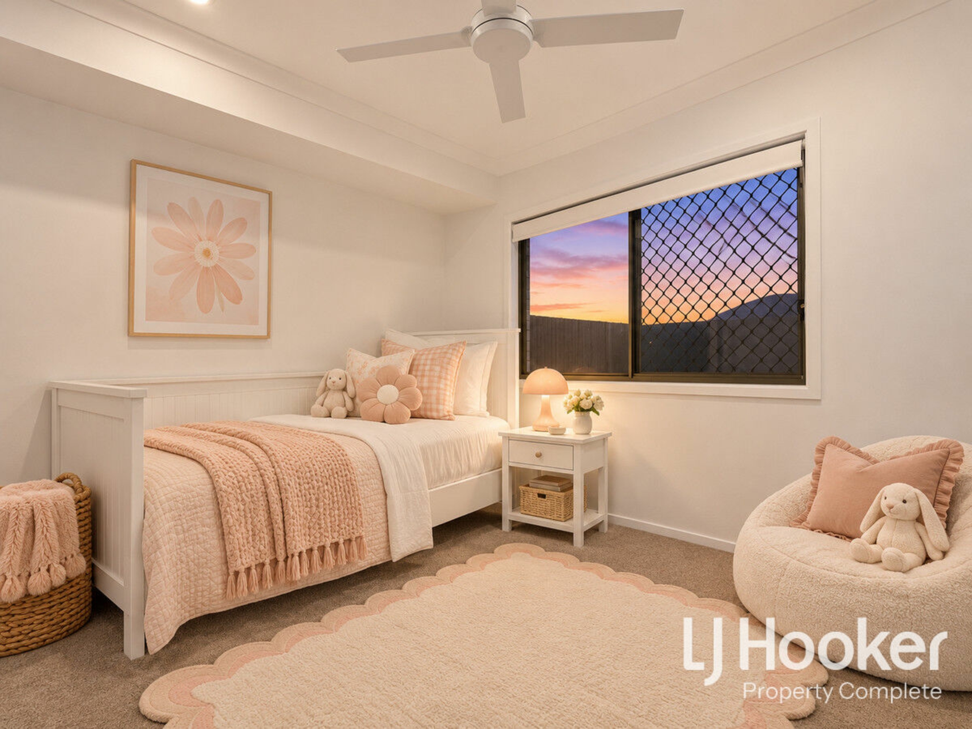 5 Oberon Crescent — photo 11 of 19