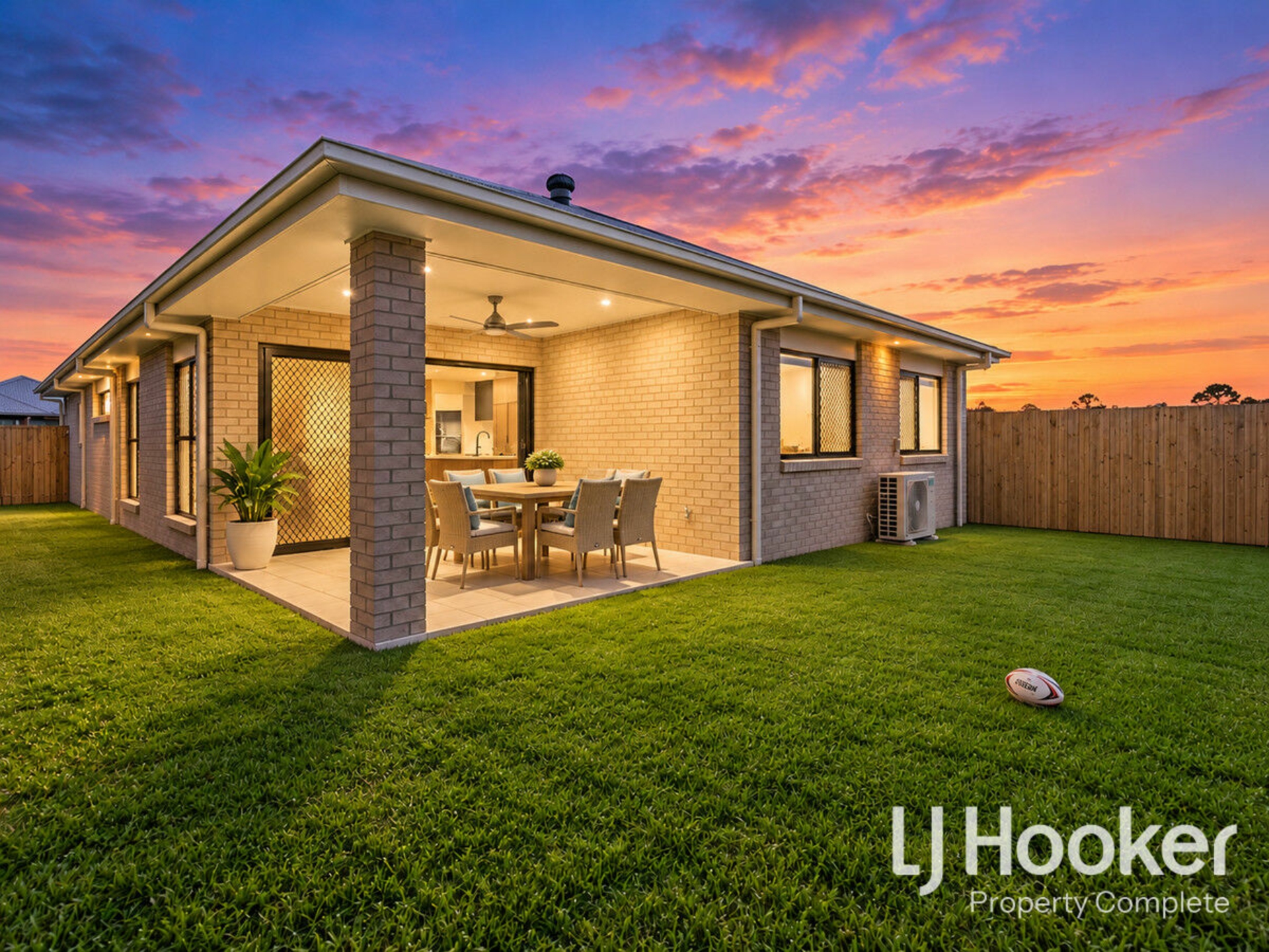 5 Oberon Crescent — photo 13 of 19