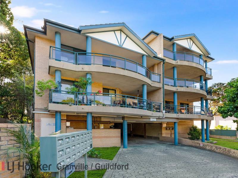 16/12-16 Blaxcell Street, Granville