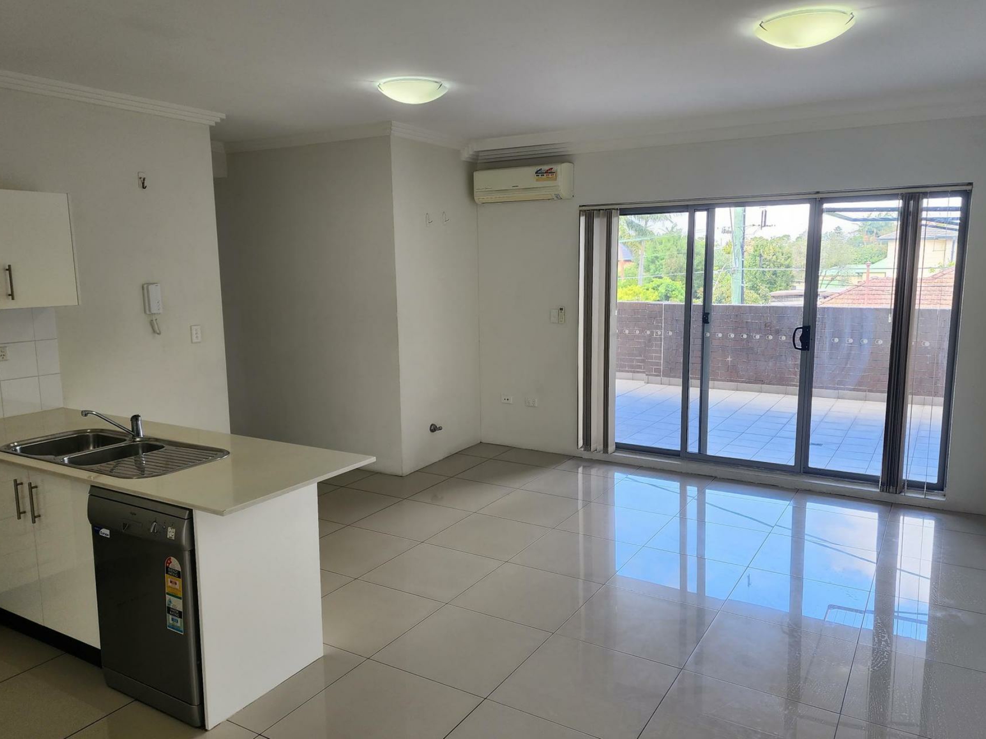 2/5-7 Kleins Road, NORTHMEAD