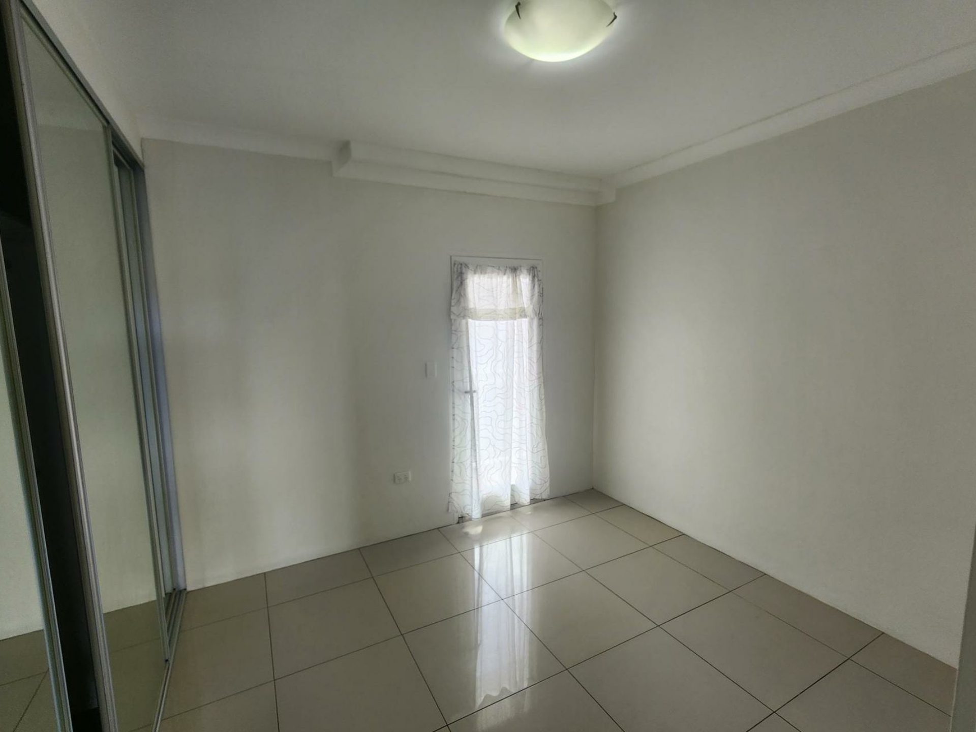 2/5-7 Kleins Road, NORTHMEAD