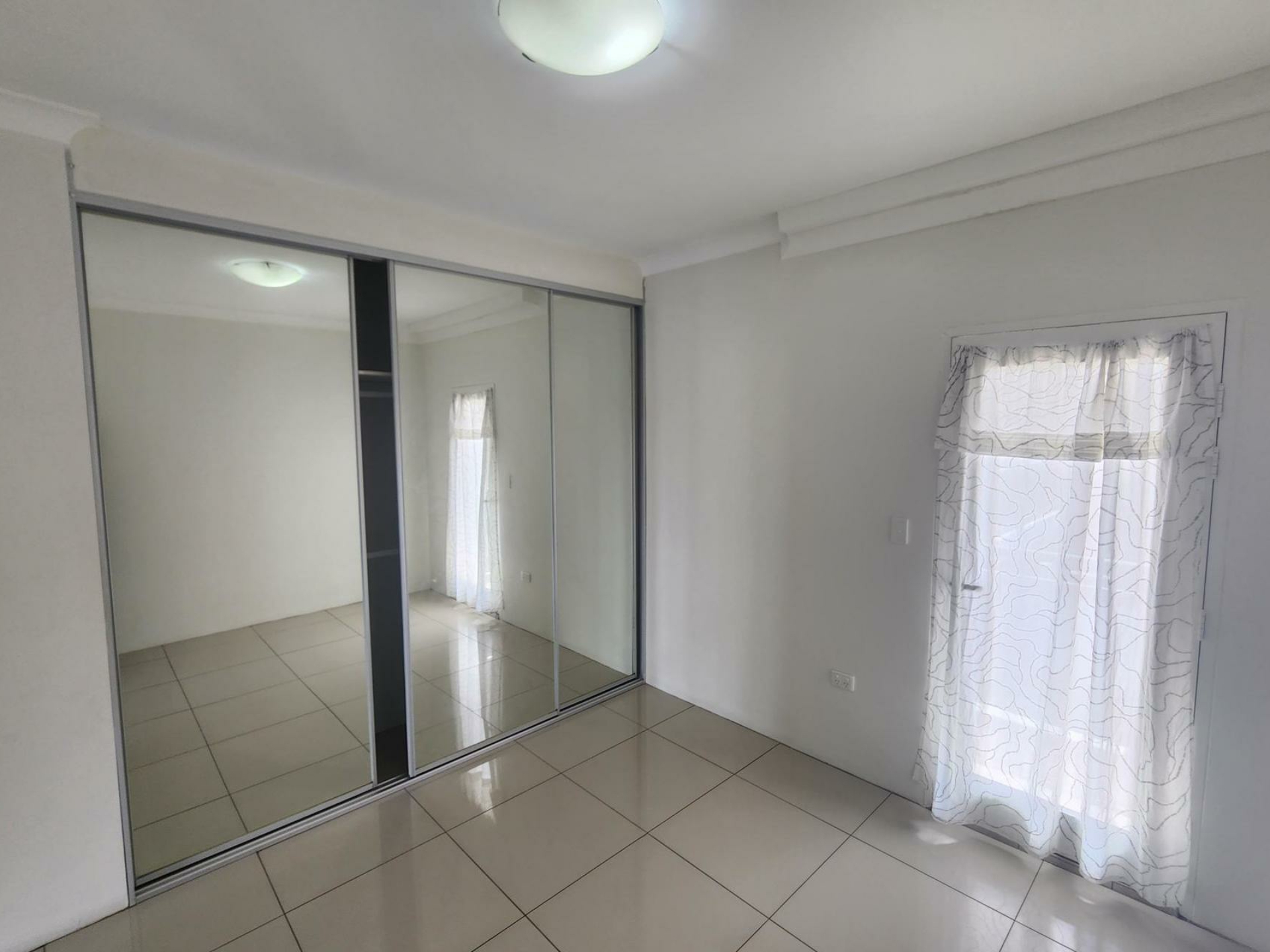 2/5-7 Kleins Road, NORTHMEAD