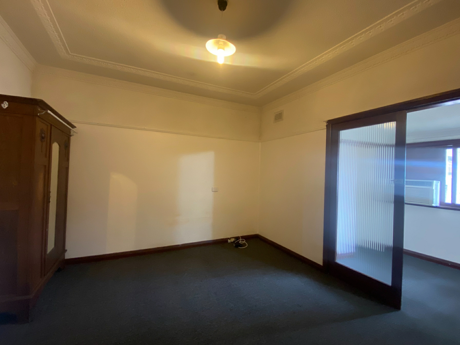 194 Woodville Road, MERRYLANDS