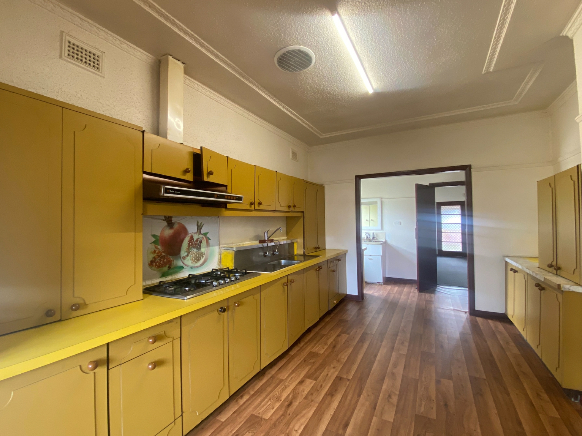 194 Woodville Road, MERRYLANDS