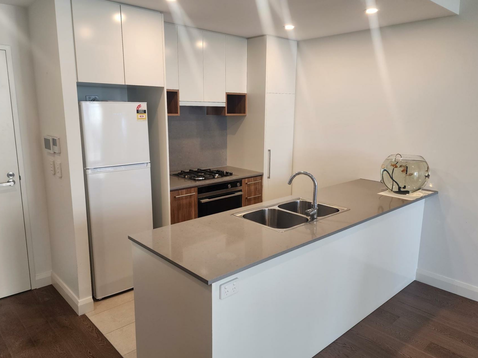 906/28 Cowper Street, GRANVILLE