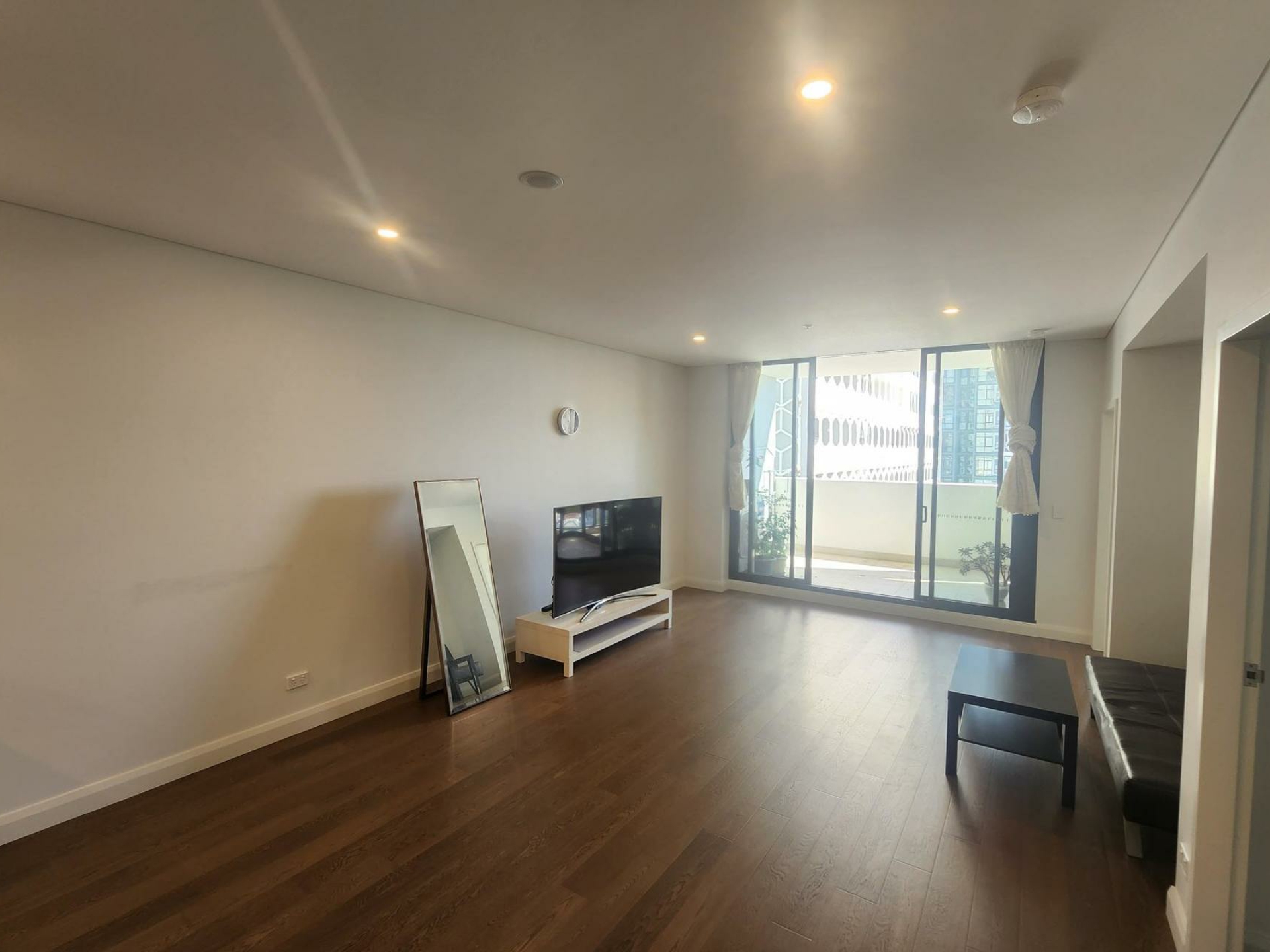 906/28 Cowper Street, GRANVILLE