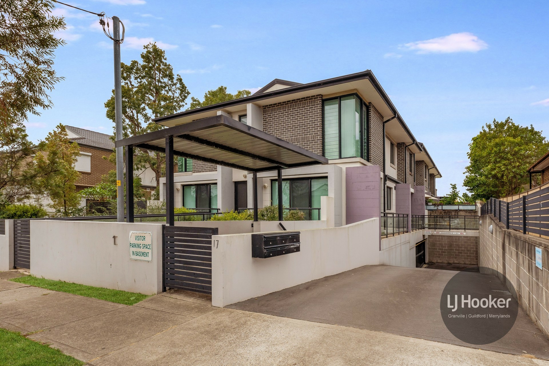 4/17 Adah Street, Guildford