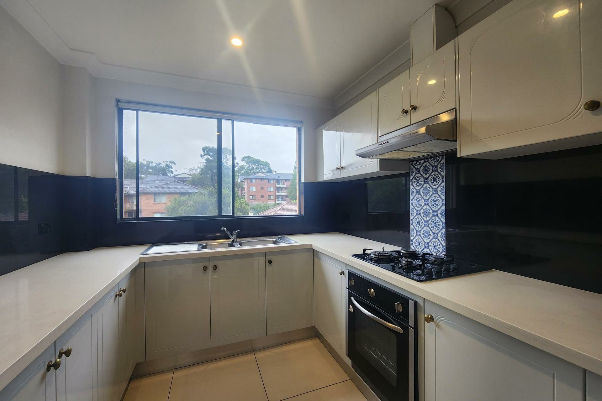 21/42-46 Treves Street, MERRYLANDS