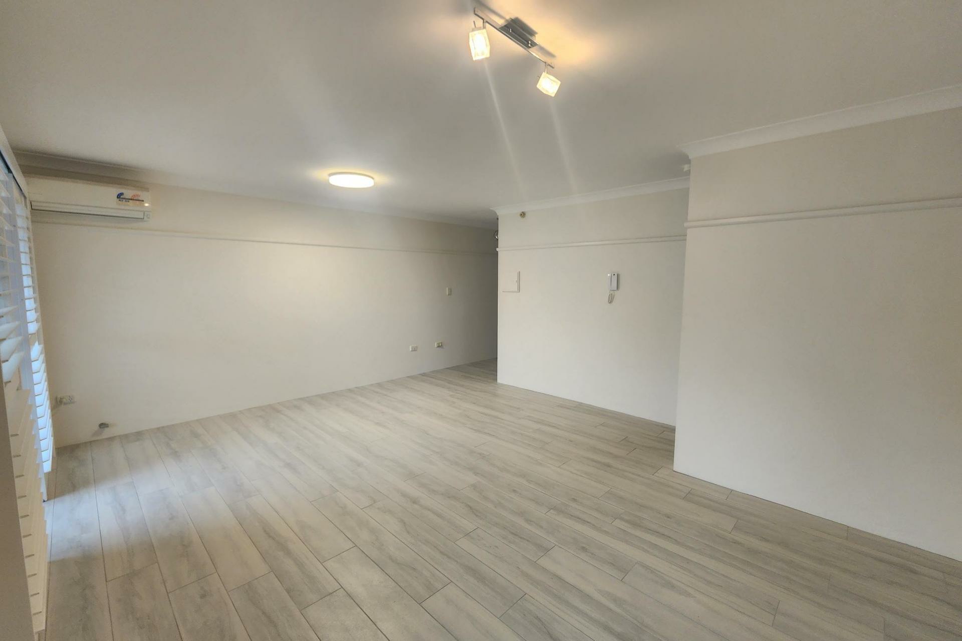 21/42-46 Treves Street, MERRYLANDS
