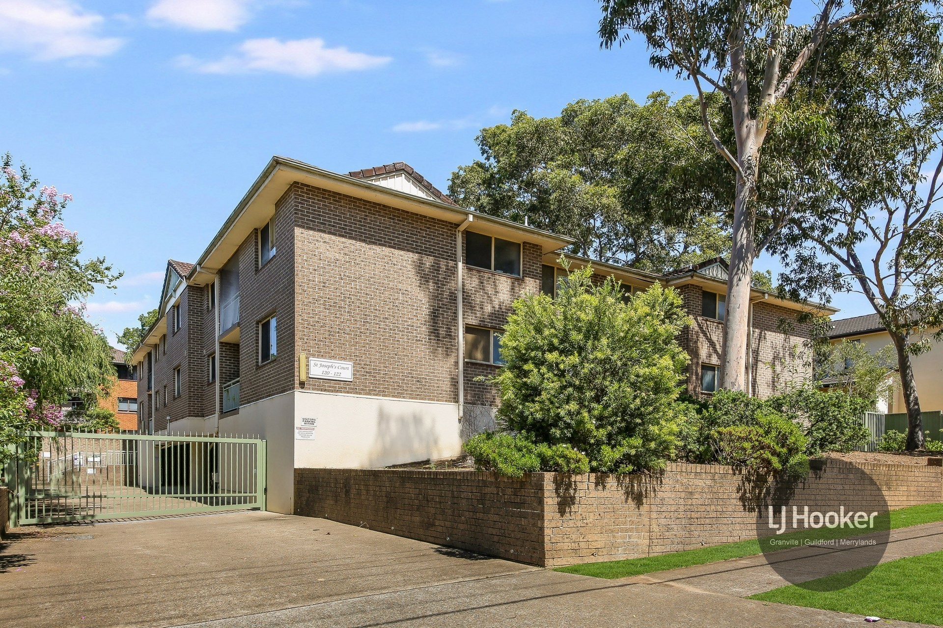 8/120 Railway Street, Granville