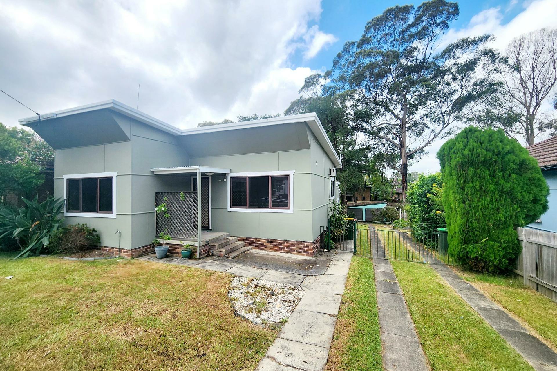 34 Bowden Street, GUILDFORD