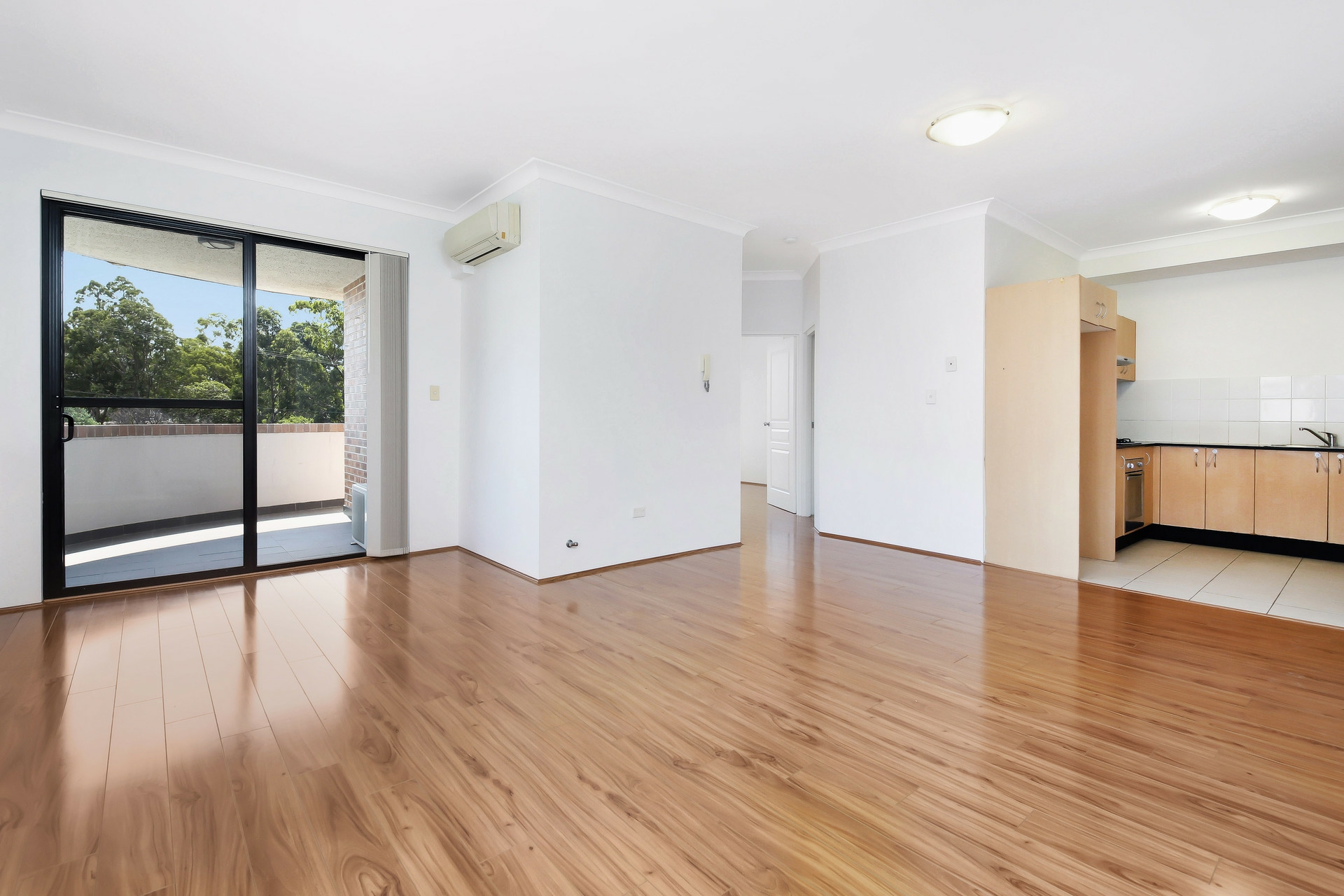 11/9 Wingello Street, GUILDFORD