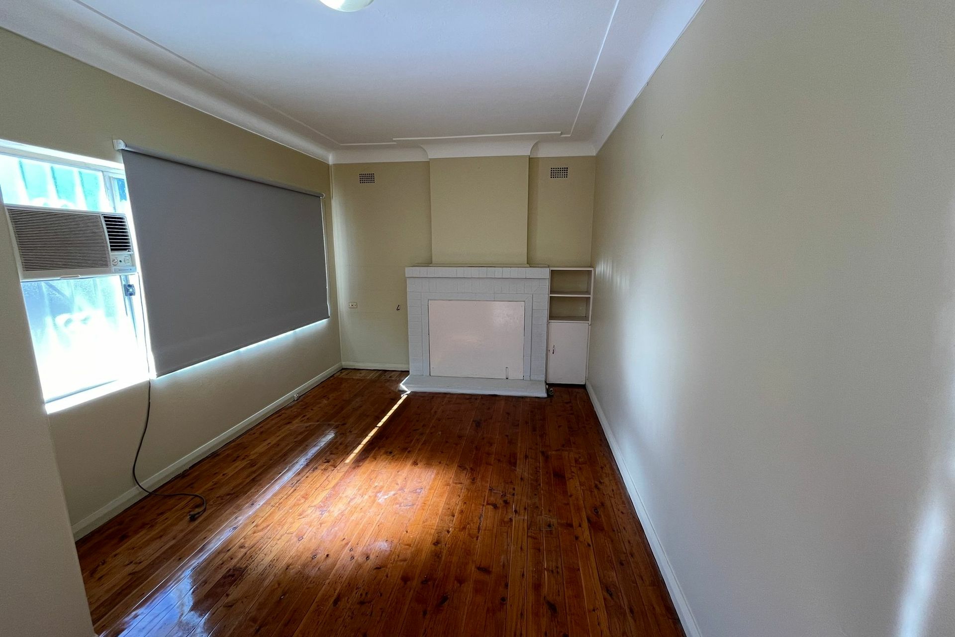 8 Montgomery Street, GRANVILLE