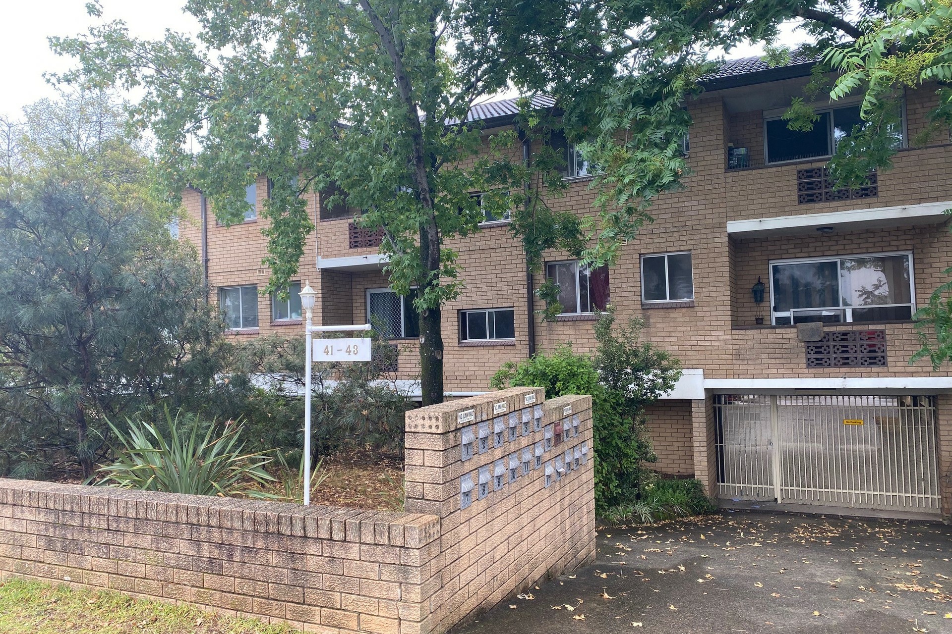 19/41-43 Calliope Street, GUILDFORD