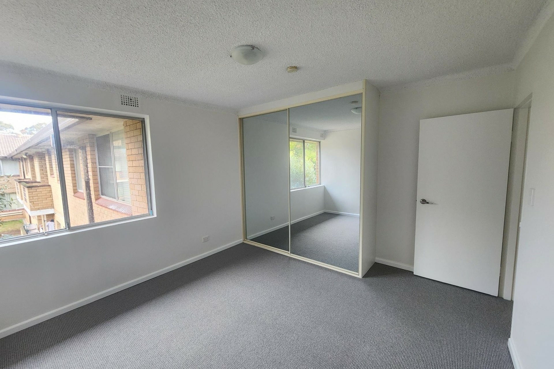 19/41-43 Calliope Street, GUILDFORD