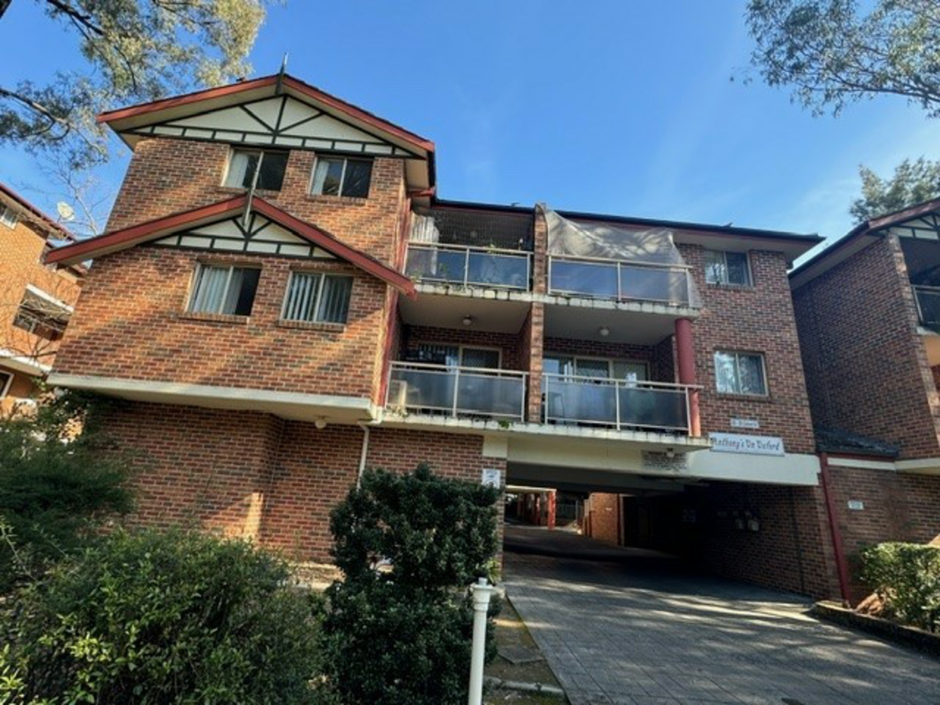 15/23-25 Oxford Street, MERRYLANDS