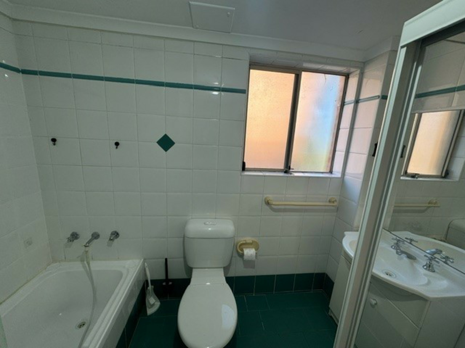 15/23-25 Oxford Street, MERRYLANDS