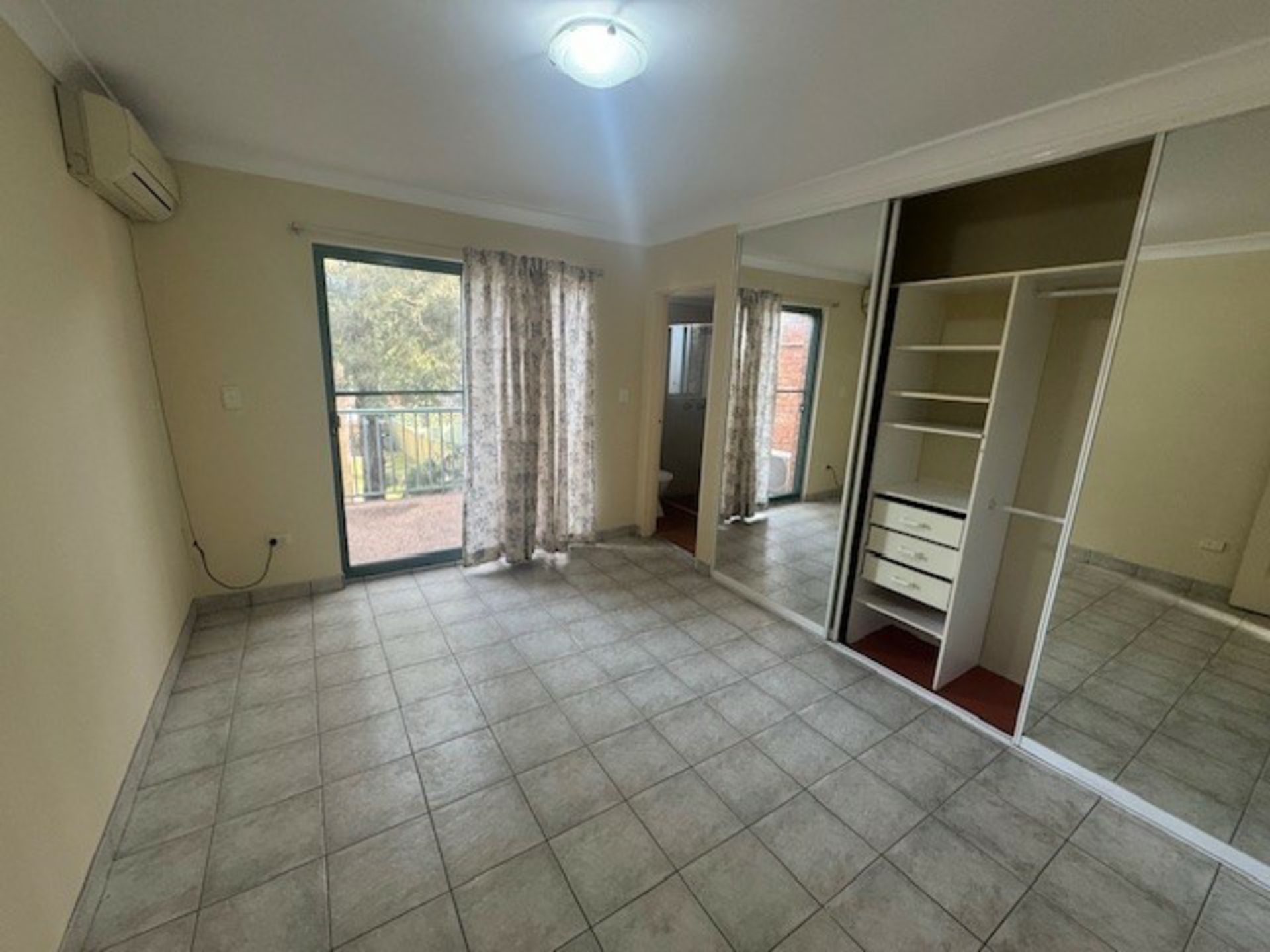 6/36-38 Birmingham Street, MERRYLANDS