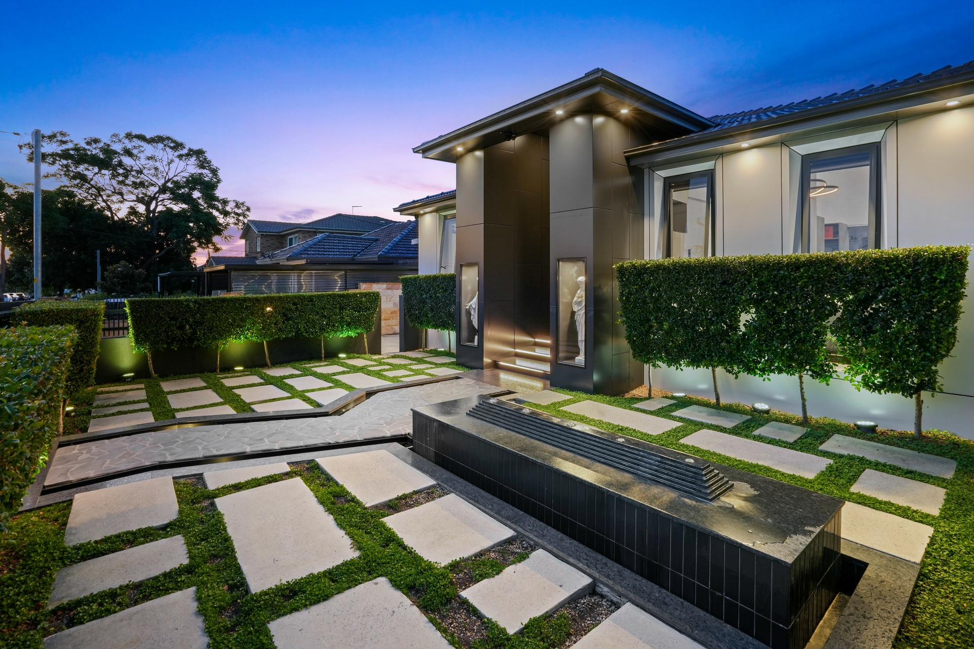 23 & 23a Faulds Road, GUILDFORD