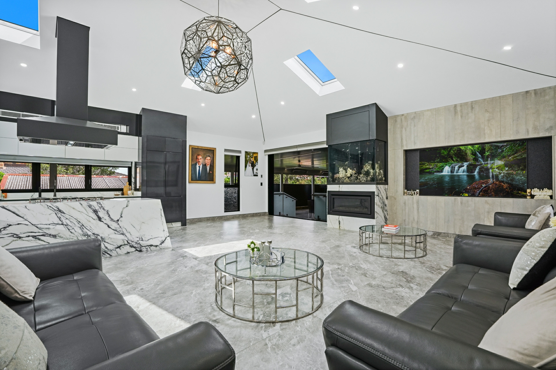 23 & 23a Faulds Road, GUILDFORD