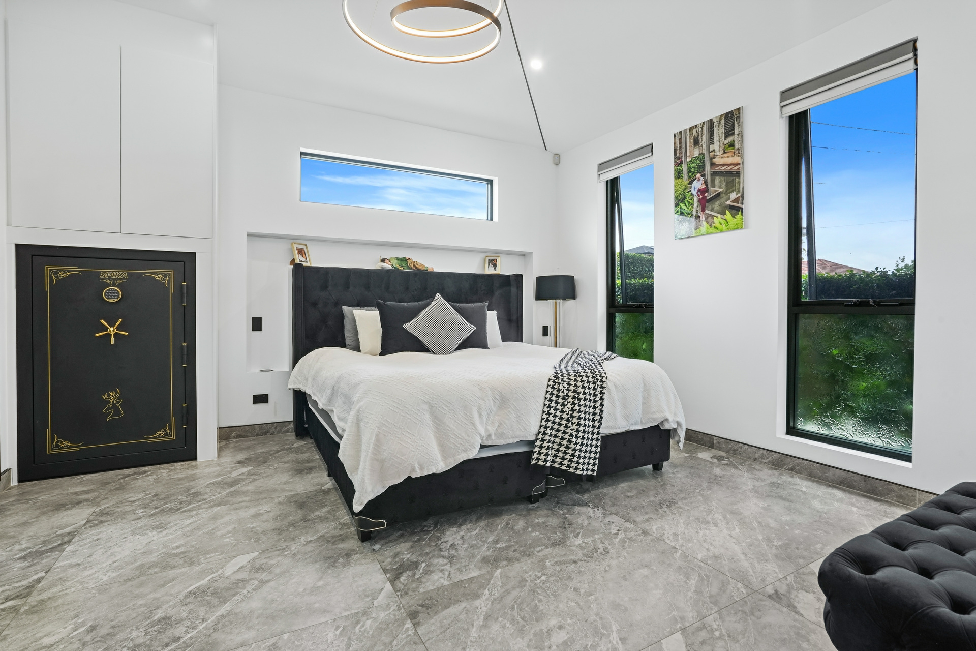 23 & 23a Faulds Road, GUILDFORD