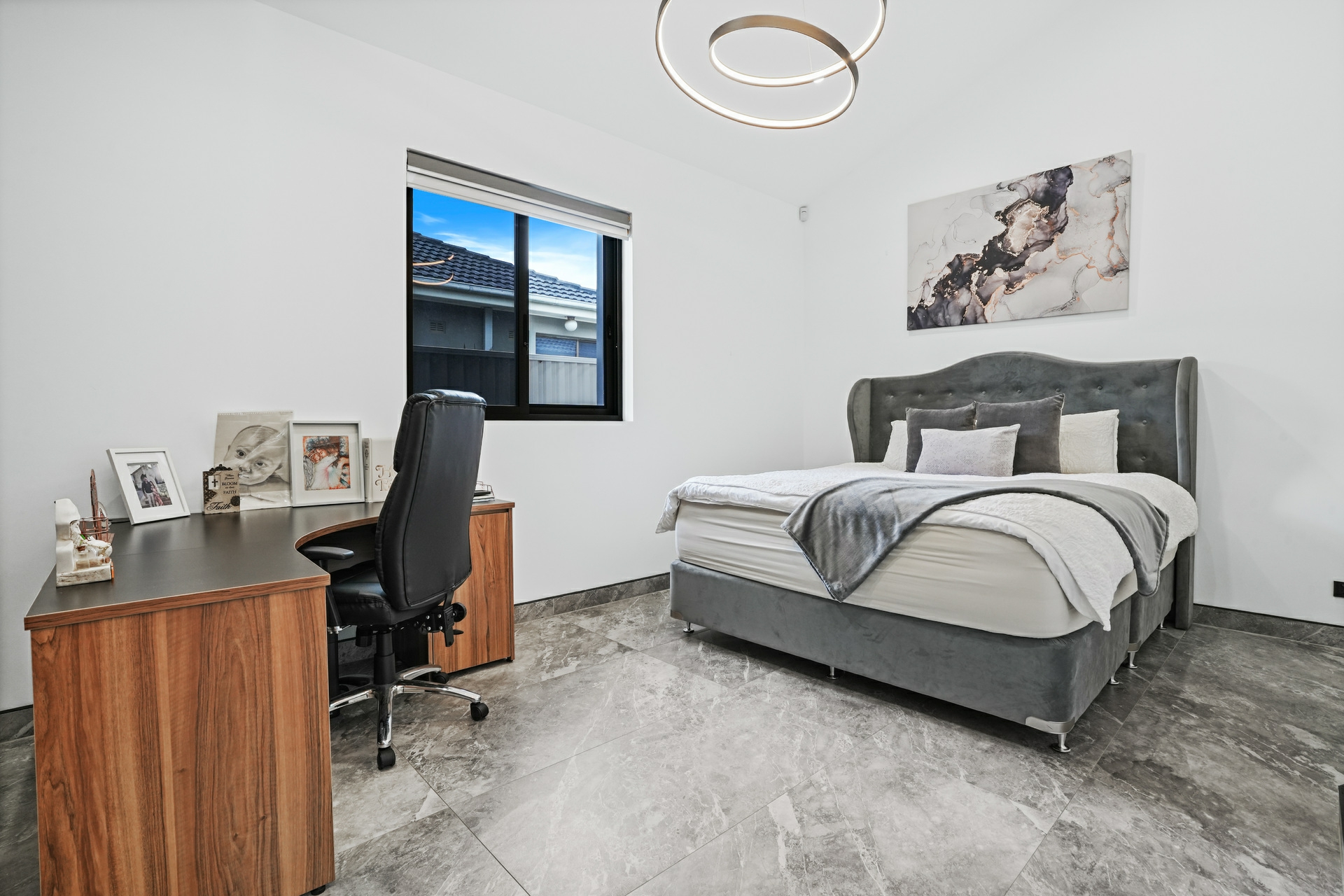 23 & 23a Faulds Road, GUILDFORD