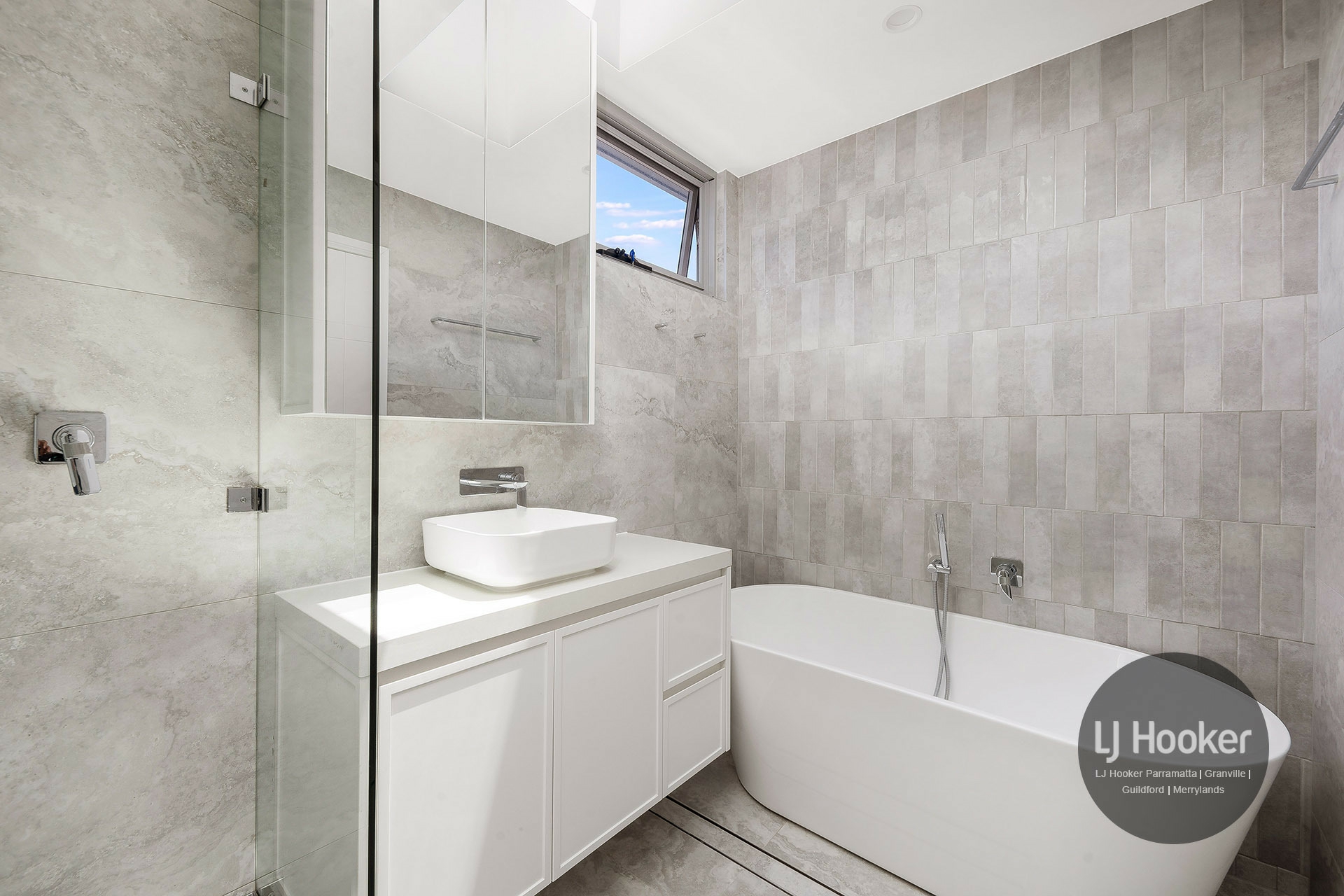 12 Clarence Street — photo 10 of 16