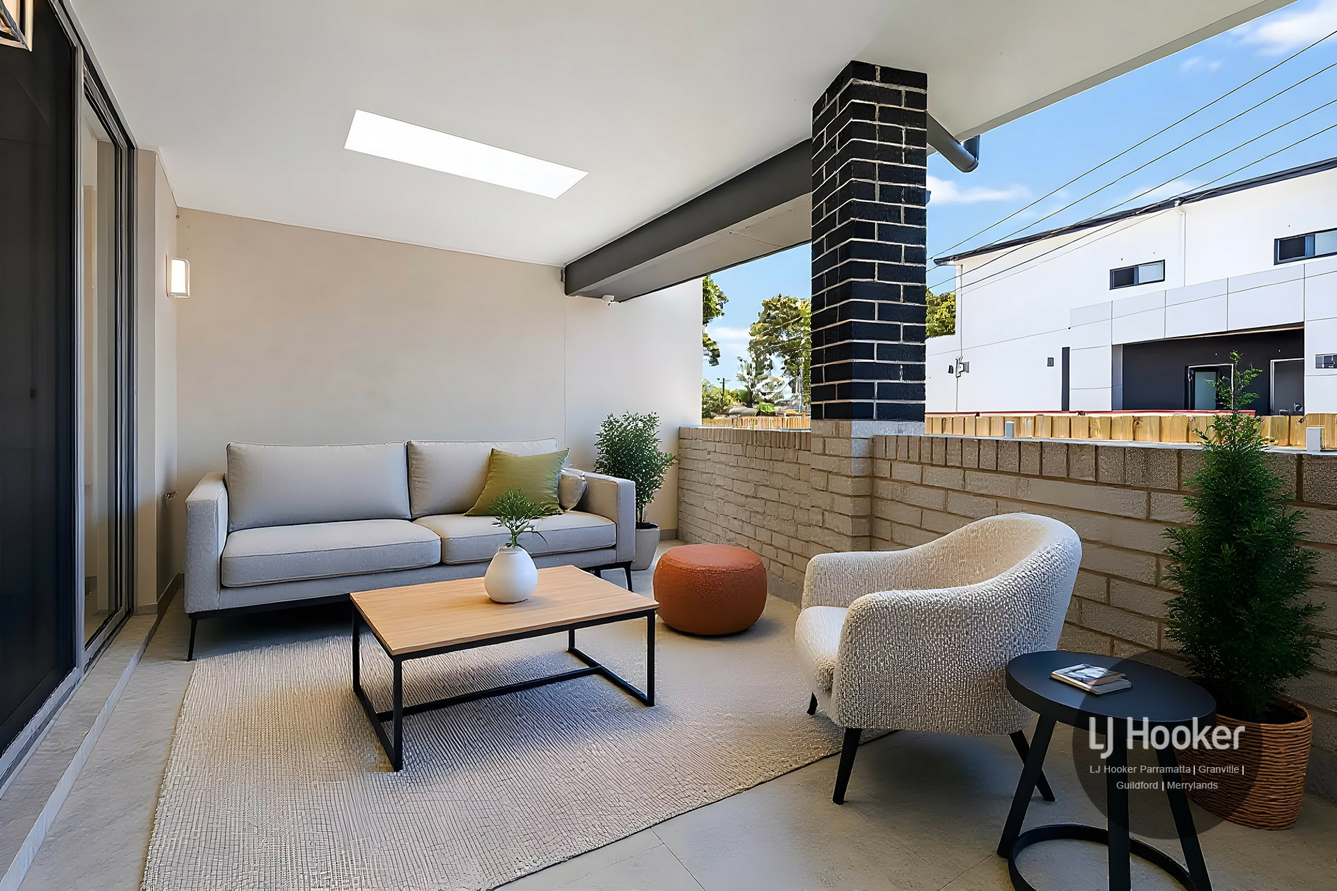 12 Clarence Street — photo 11 of 16
