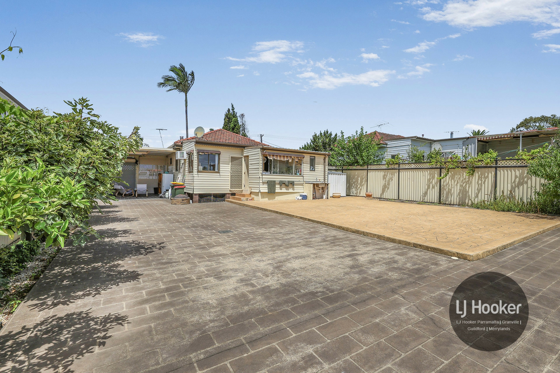 448 Blaxcell Street — photo 8 of 9