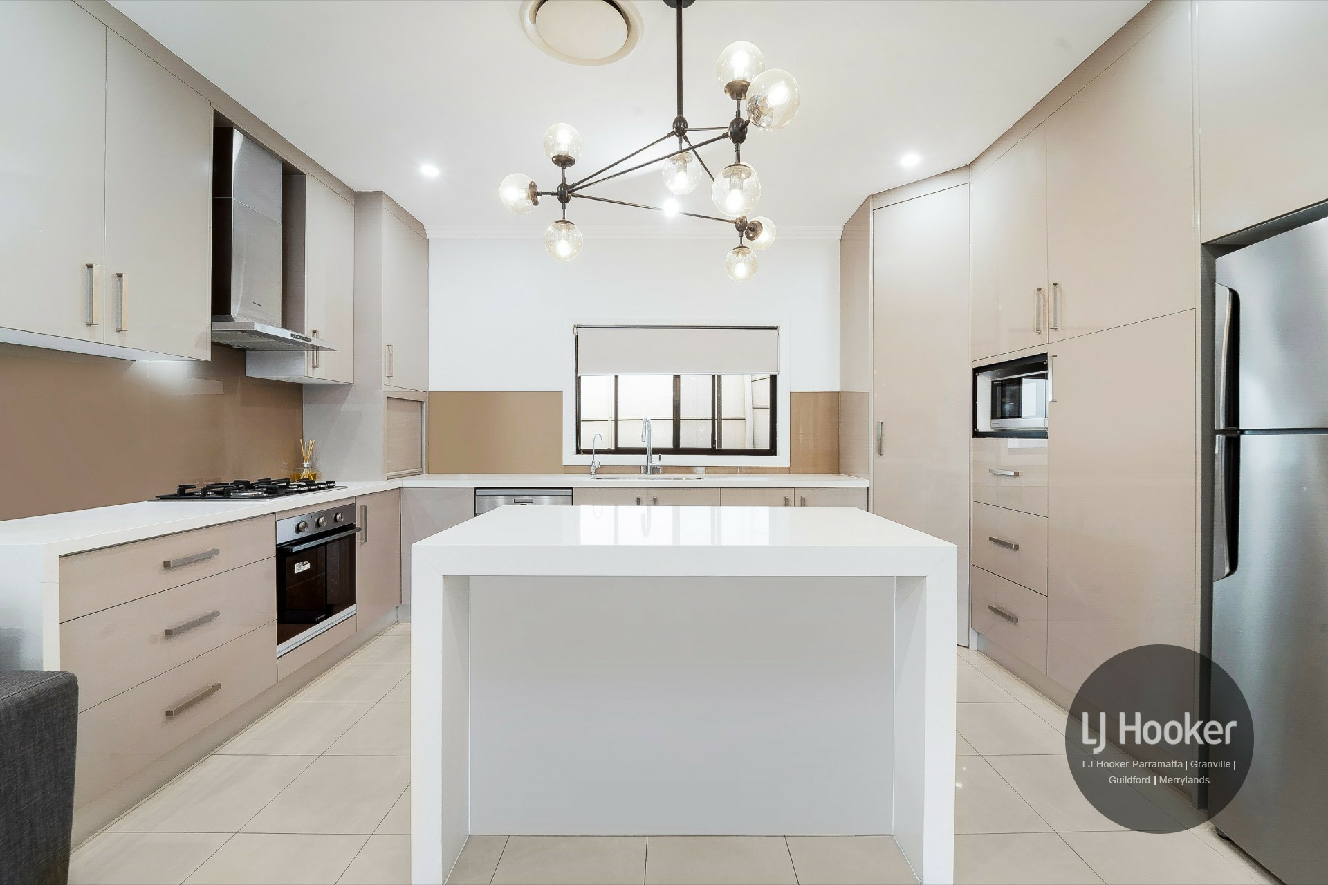 45 Willoughby Street — photo 2 of 9
