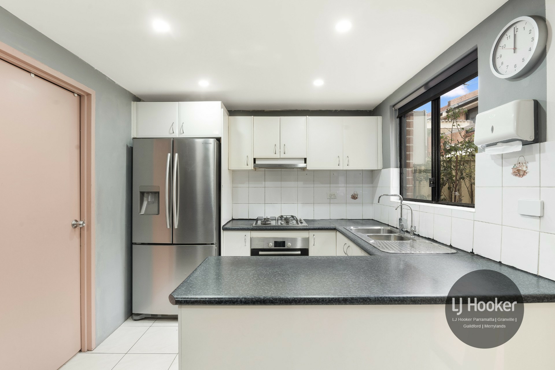 15/162 William Street — photo 2 of 11