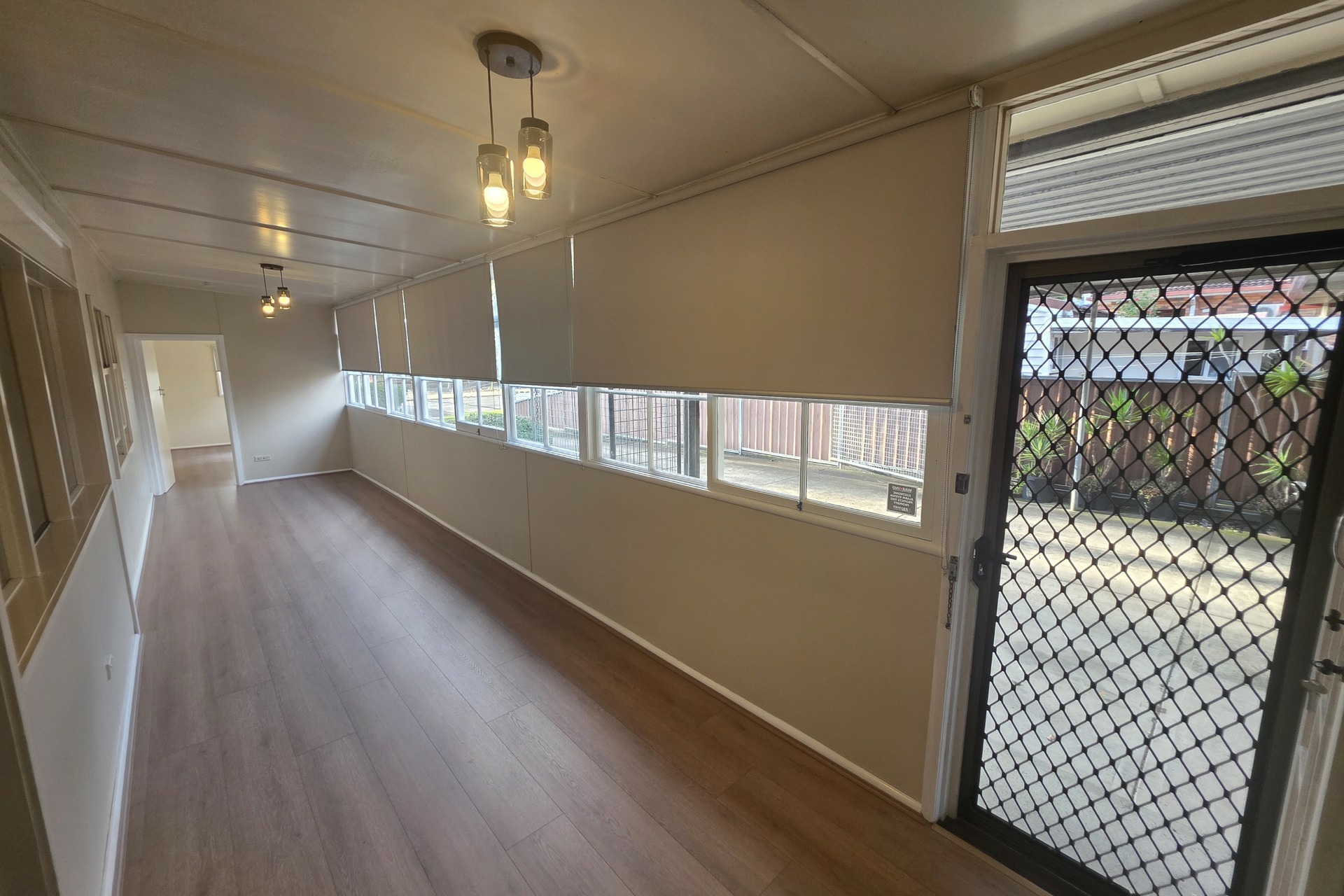 24 Railway Terrace — photo 2 of 19