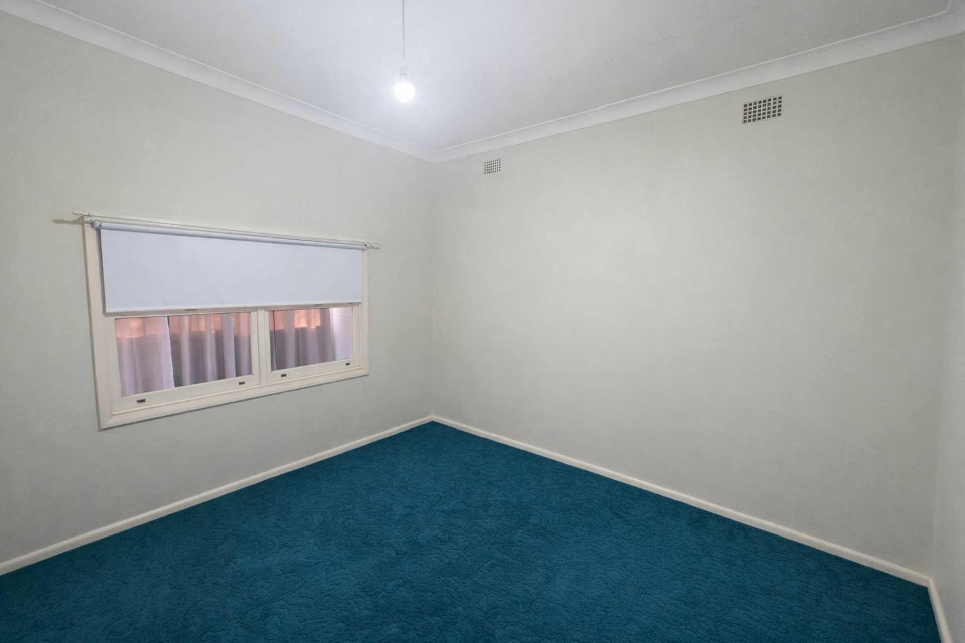 24 Railway Terrace — photo 12 of 19