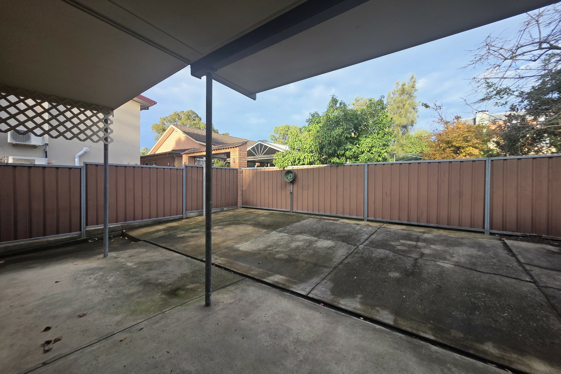 24 Railway Terrace — photo 18 of 19