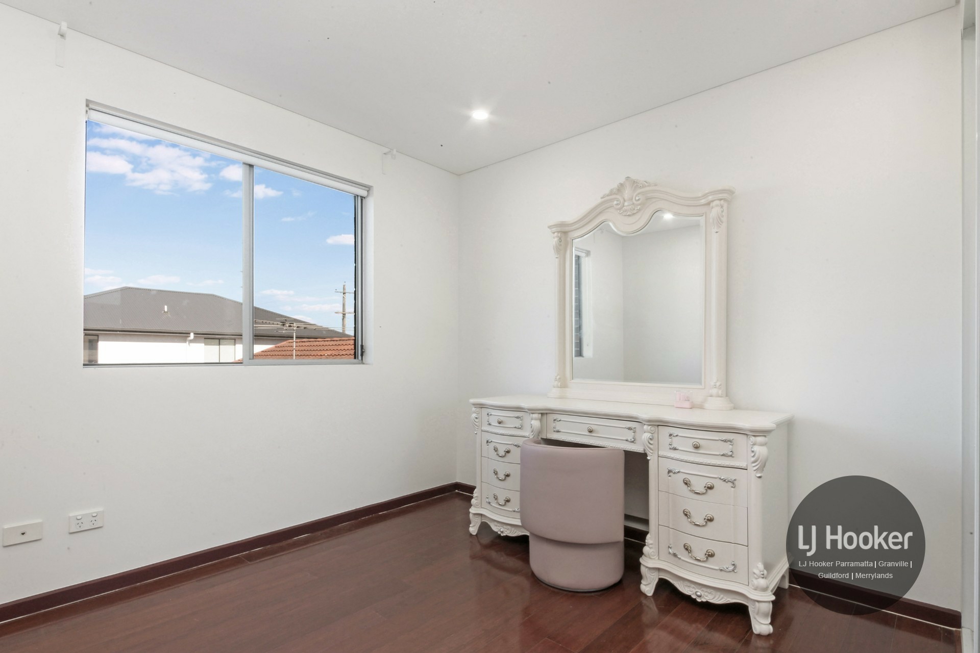 34b James Street — photo 5 of 9