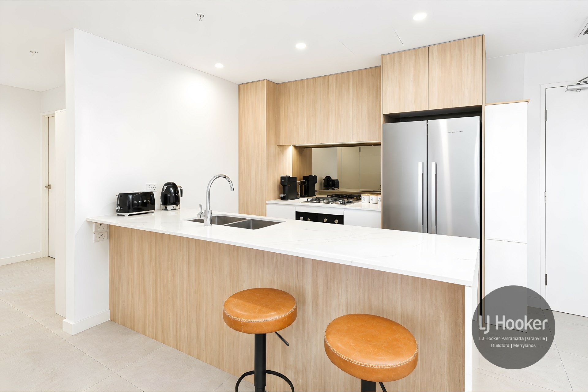 1217/5 Gladstone Street — photo 3 of 15