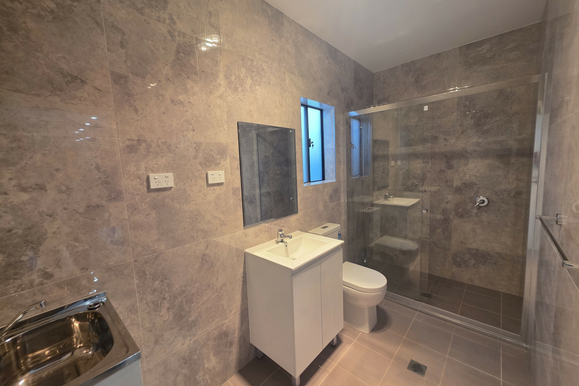 12A Clarke Street — photo 7 of 8