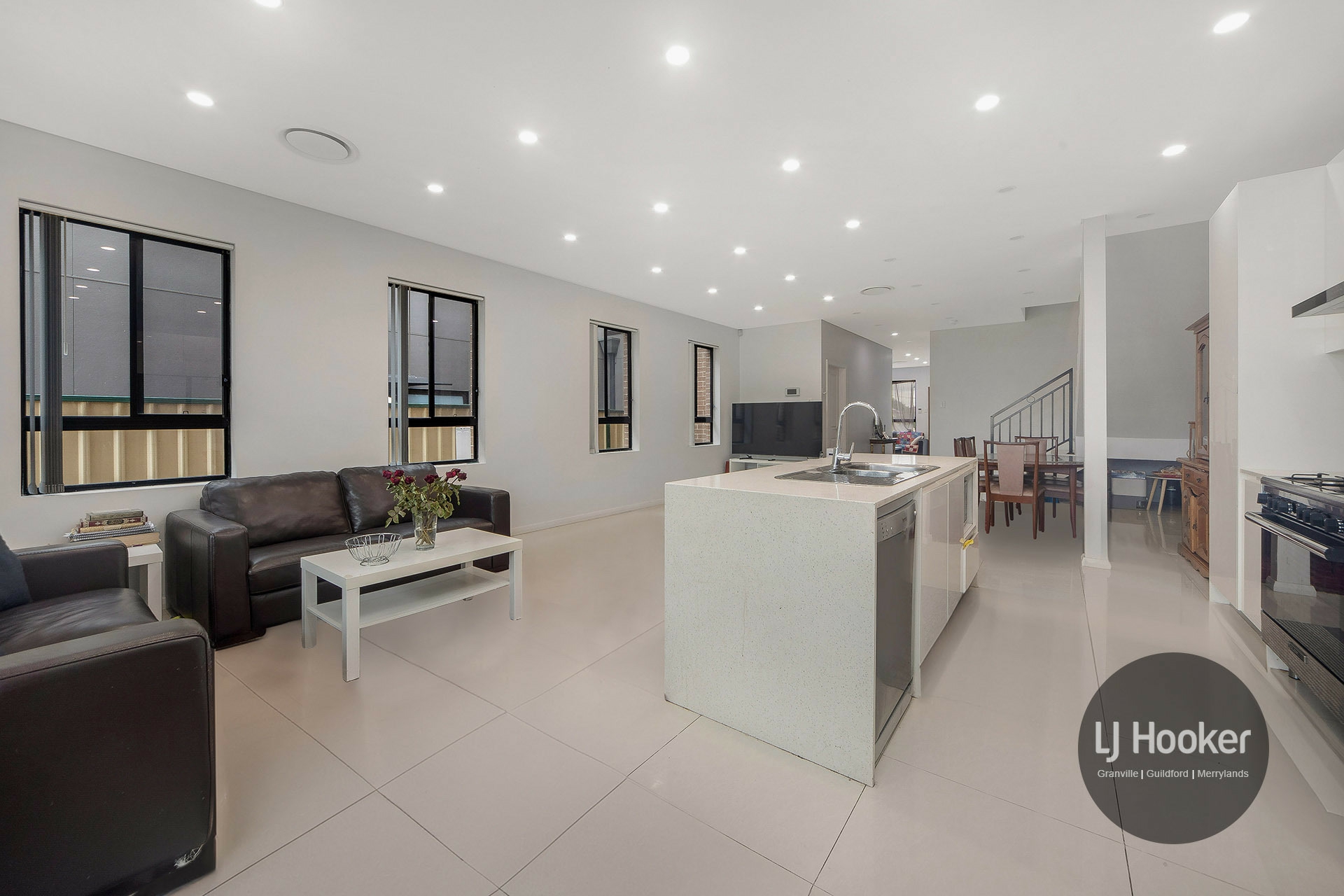 21 & 21A Crossland Street — photo 12 of 17