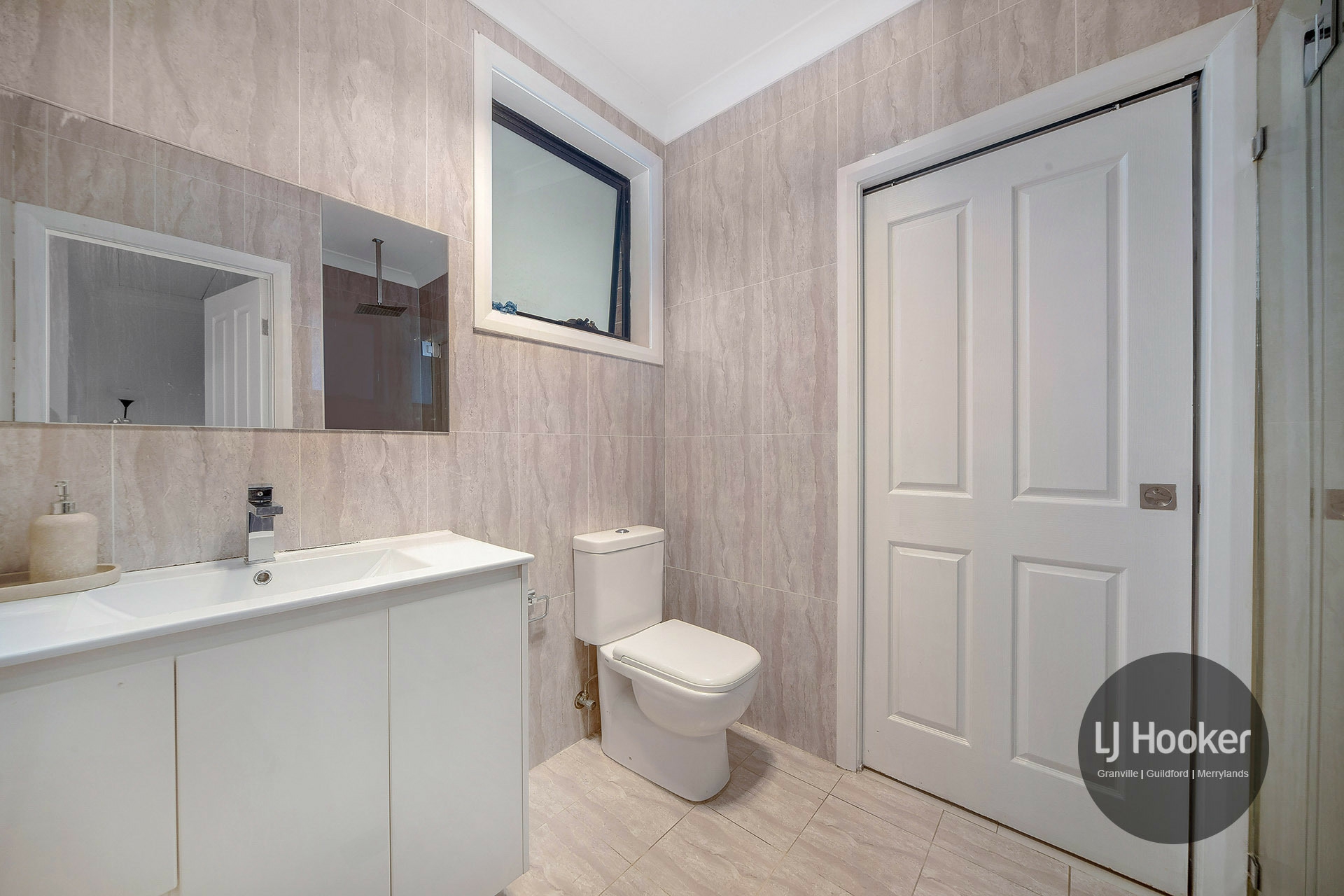 21 & 21A Crossland Street — photo 15 of 17
