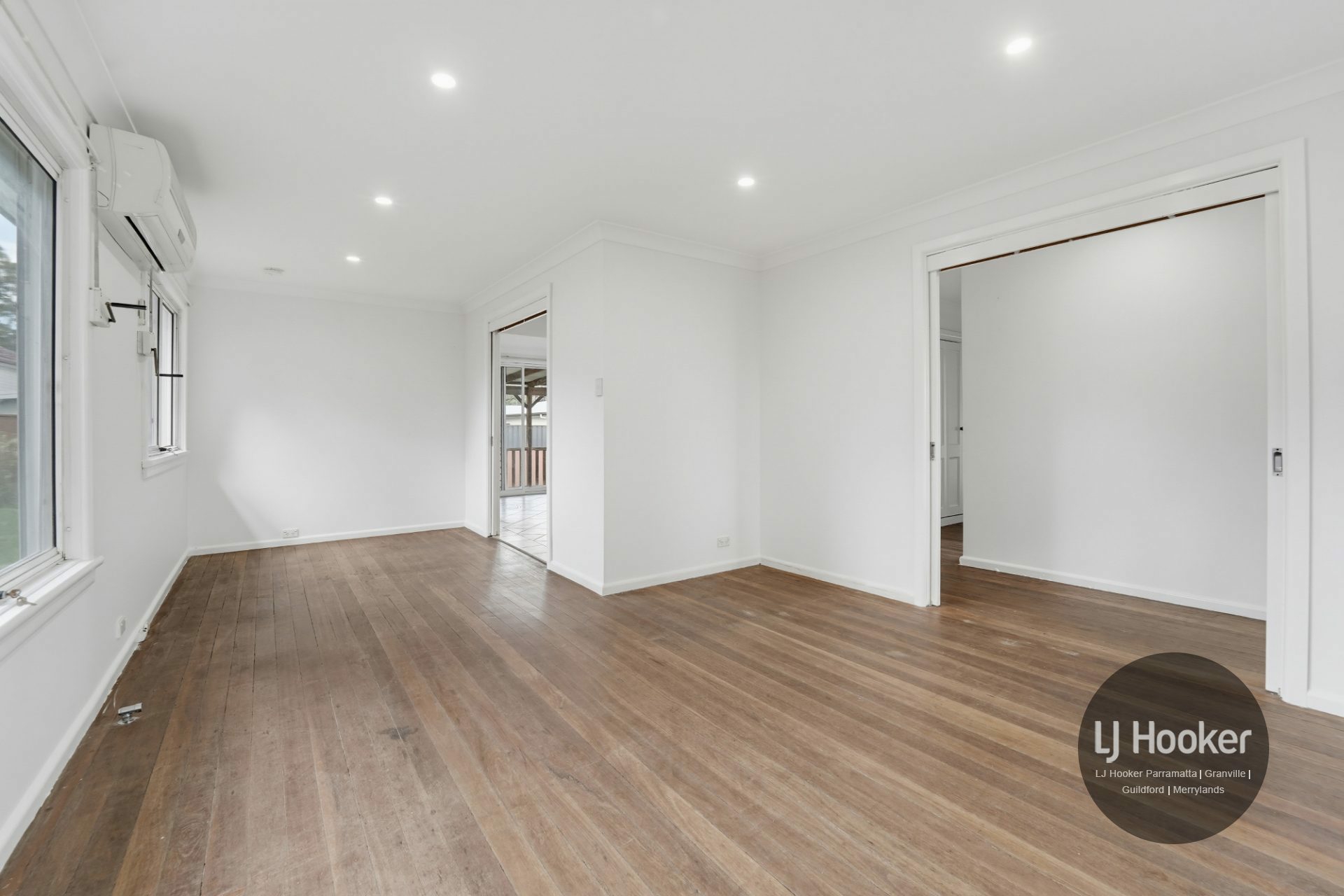 10 Sybil Street — photo 2 of 9