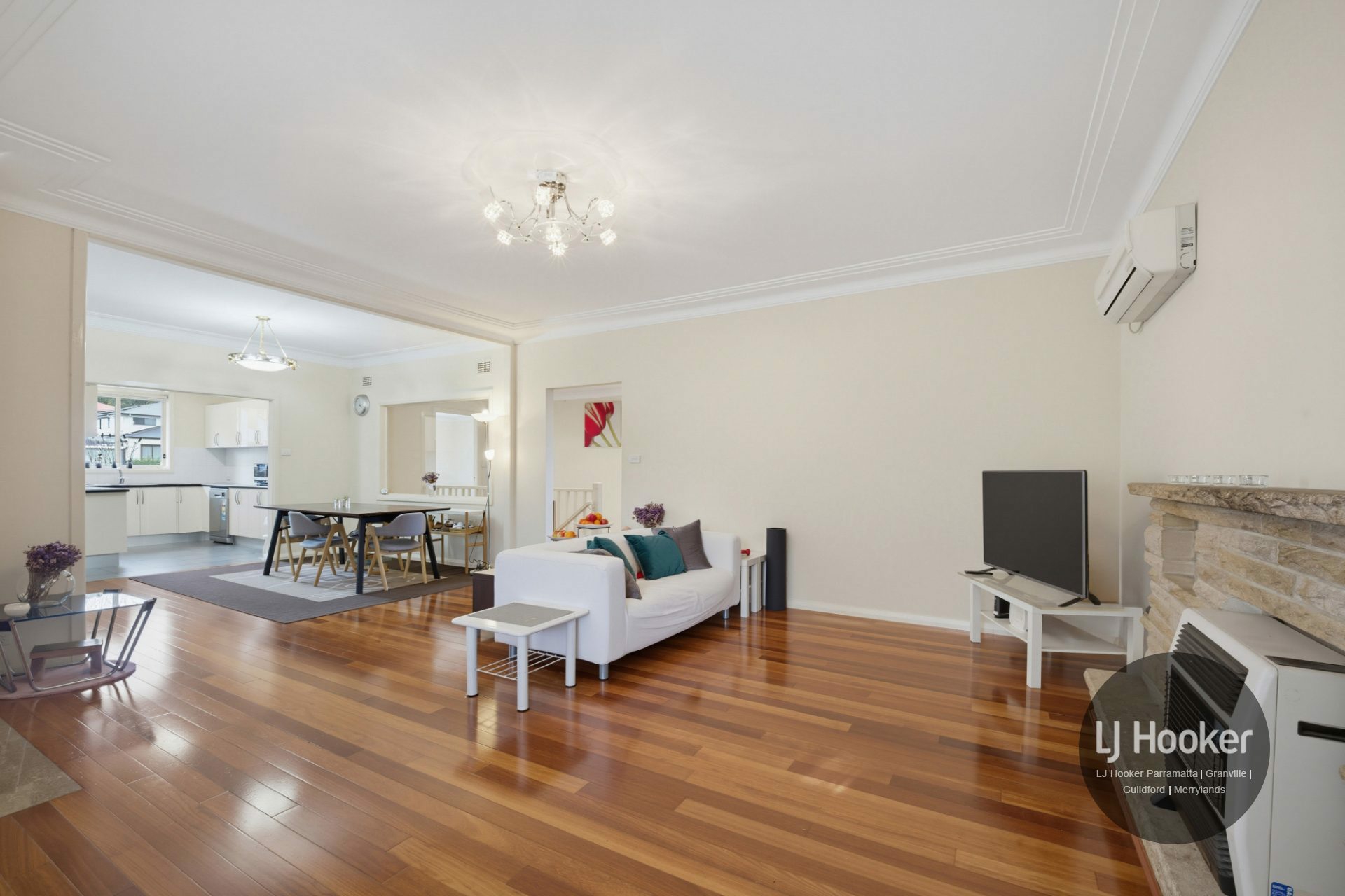 23 Bringelly Avenue — photo 3 of 15