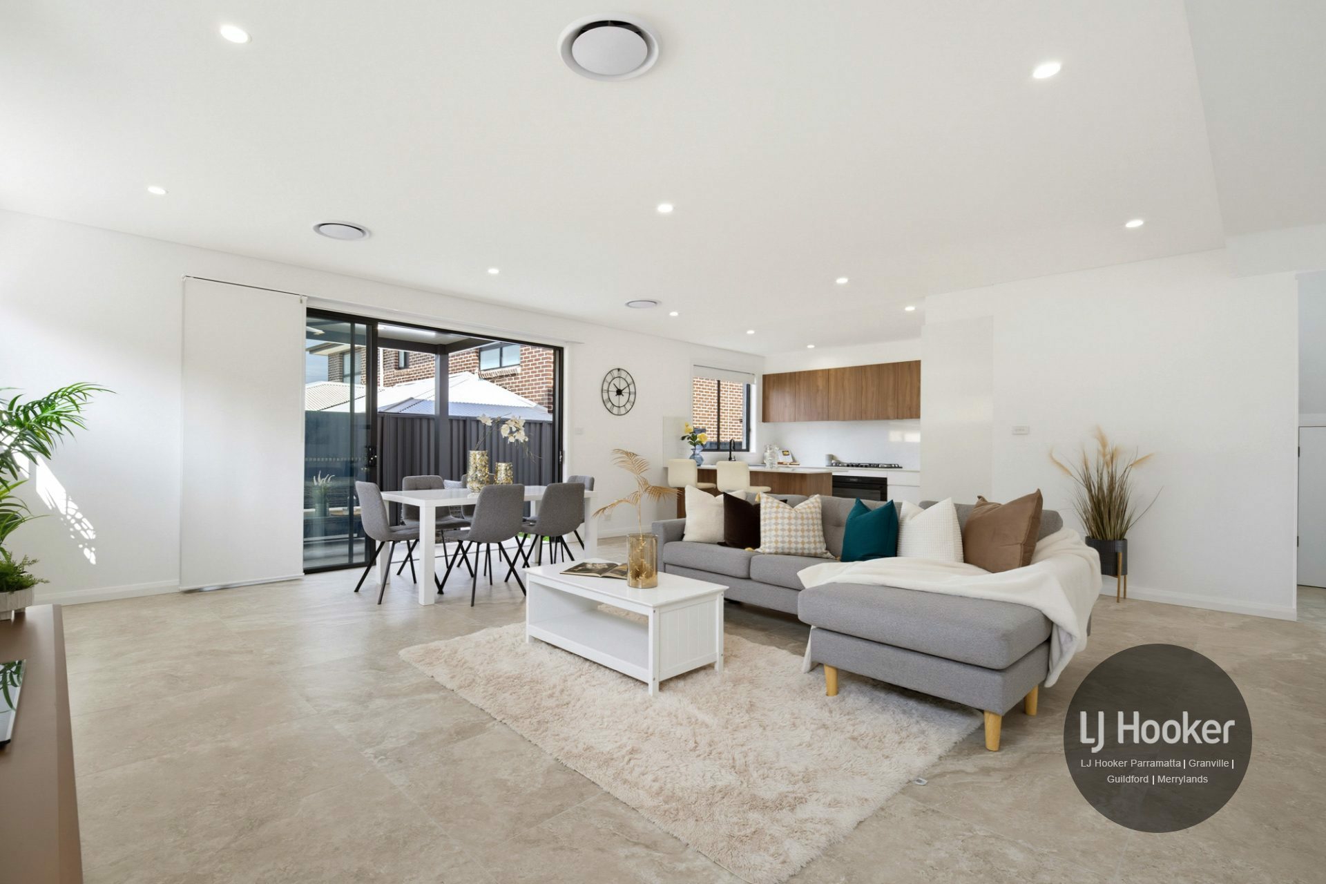 34D James Street — photo 3 of 13