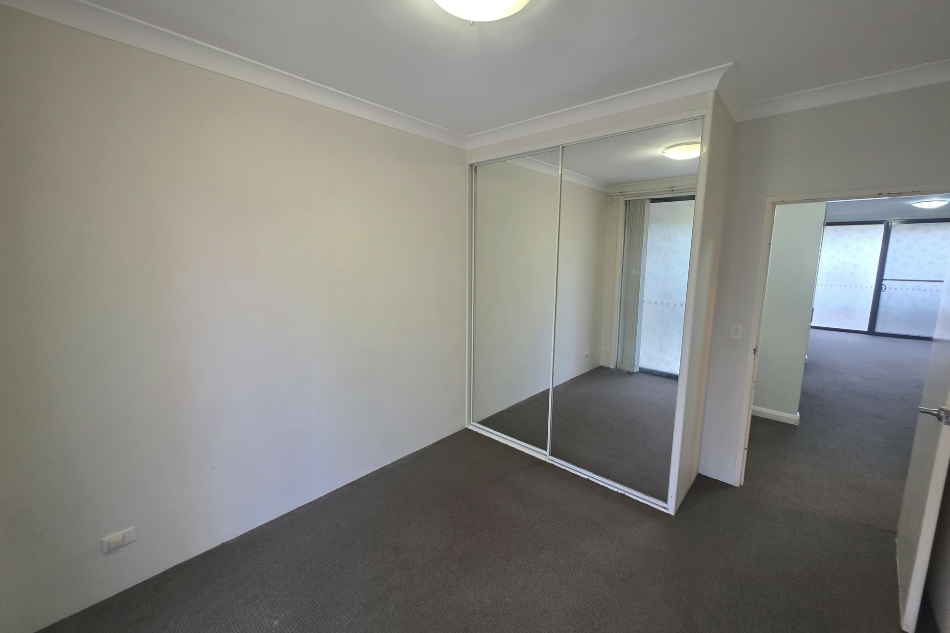 16/356-360 Railway Terrace — photo 6 of 11