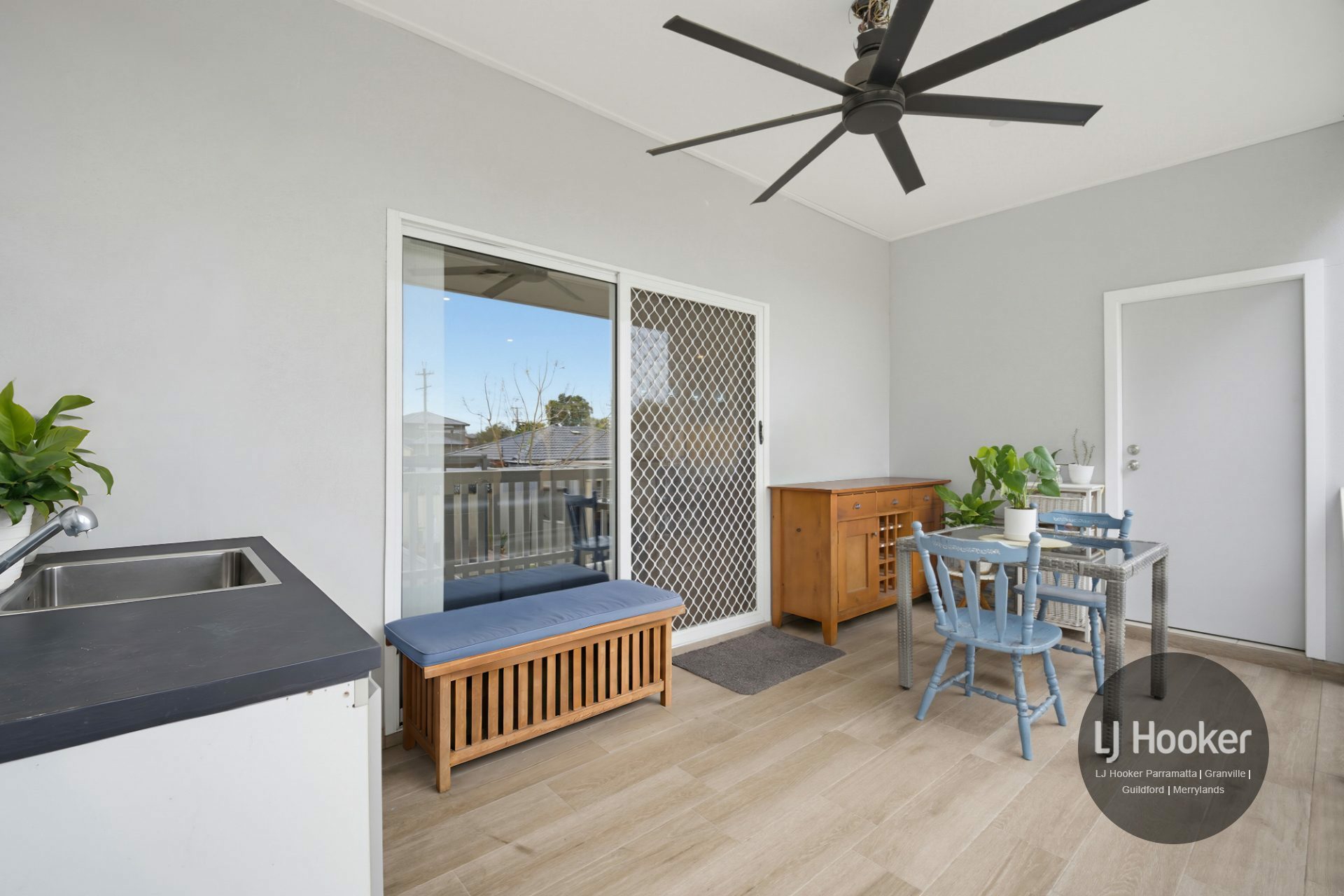 21 Abbott Street — photo 4 of 12